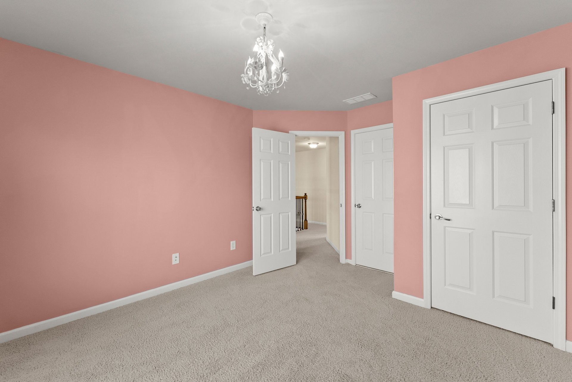 7534 Mossy Log Ct, Flowery Branch, GA 30542