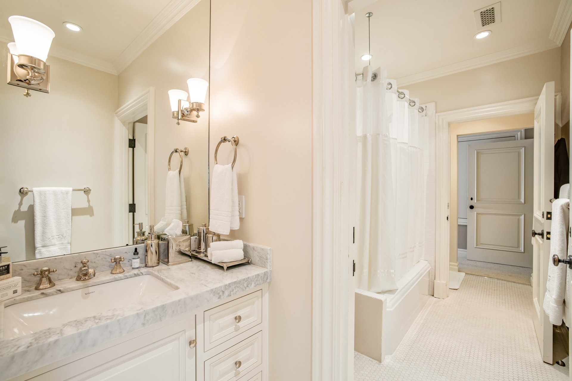 10847 Bellagio Rd