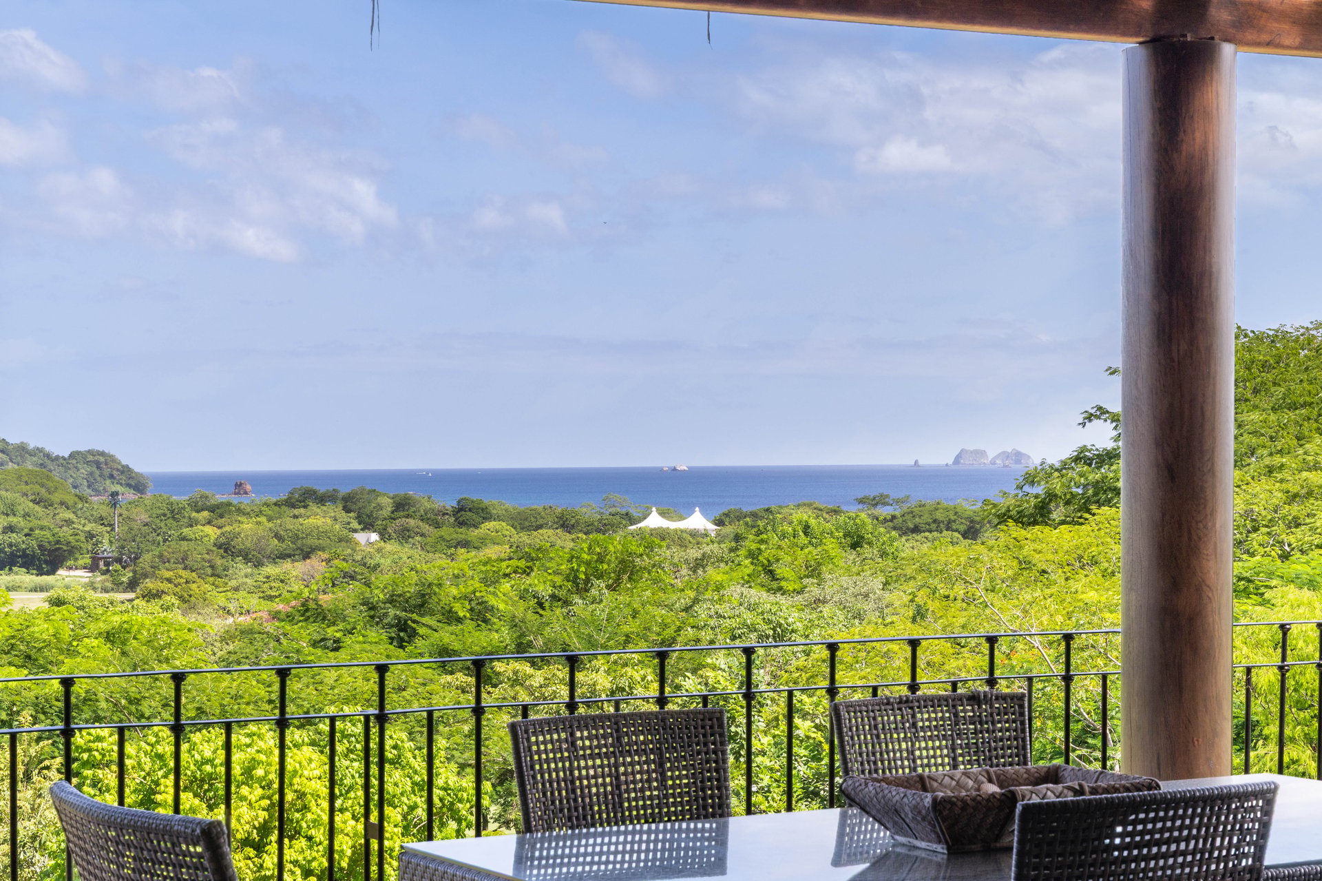 Carao T1-5 | Ocean-View Penthouse with Loft in Reserva Conchal