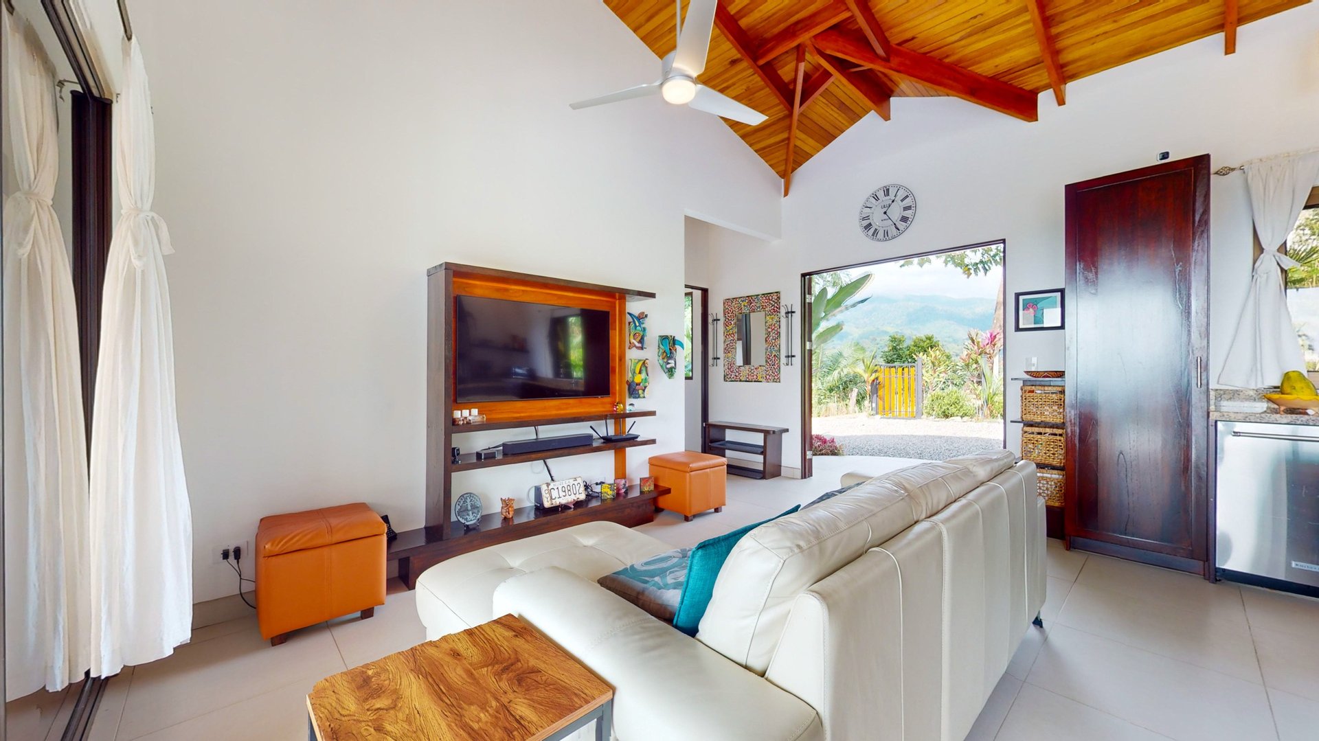 House for Sale in Chontales, Costa Rica—Ocean Views, Solar Power, and Modern Comforts