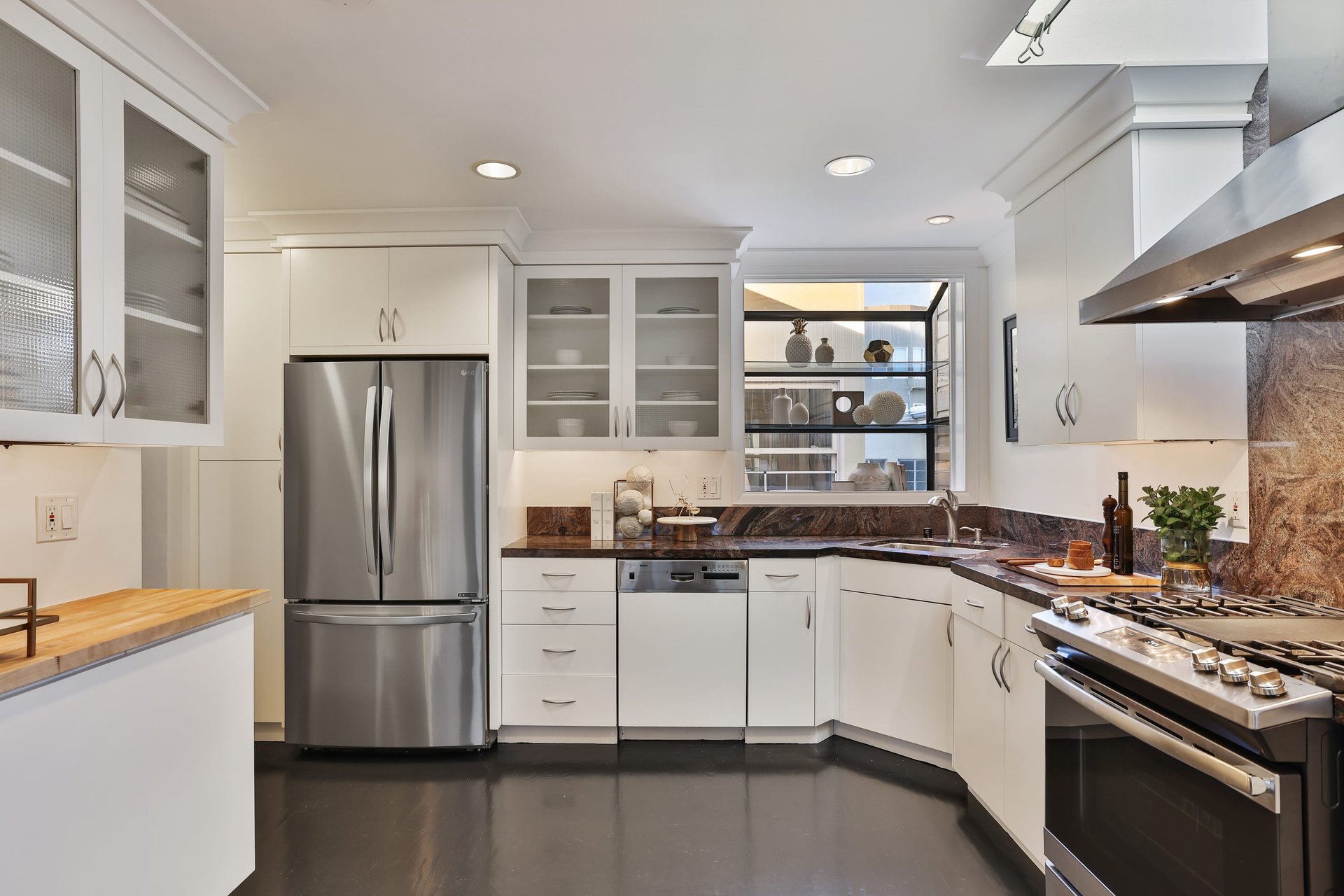 Full-floor Penthouse in Pacific Heights