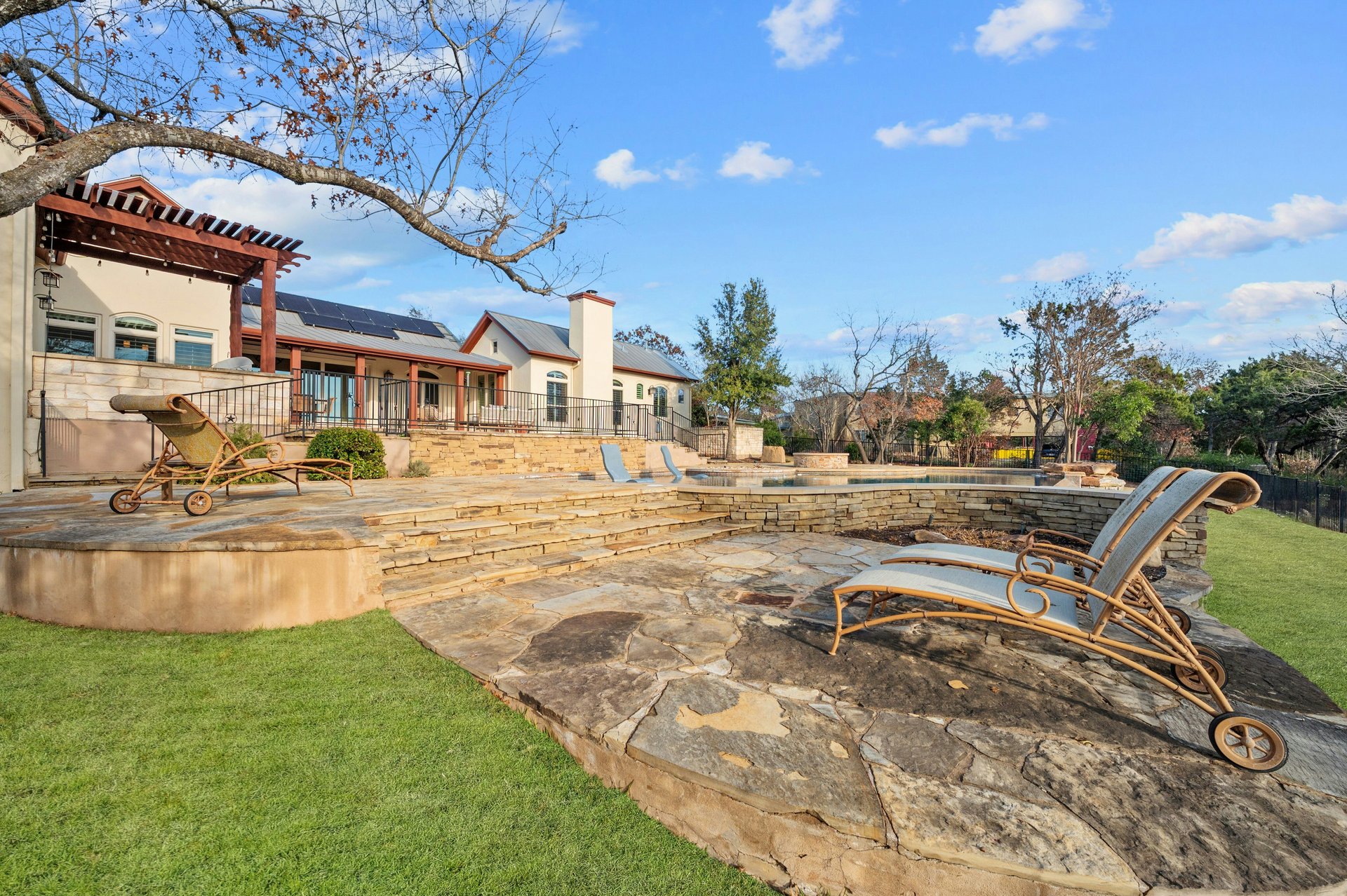 1386 Patterson Road 