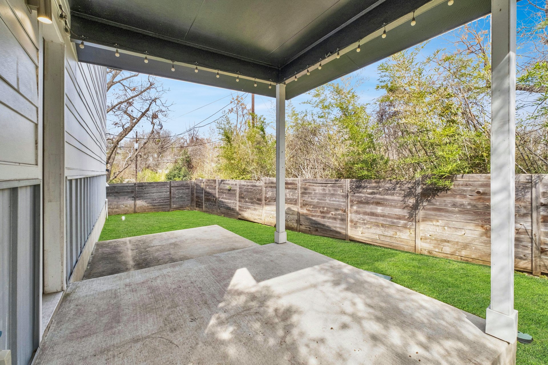 1118 Algarita Ave #2