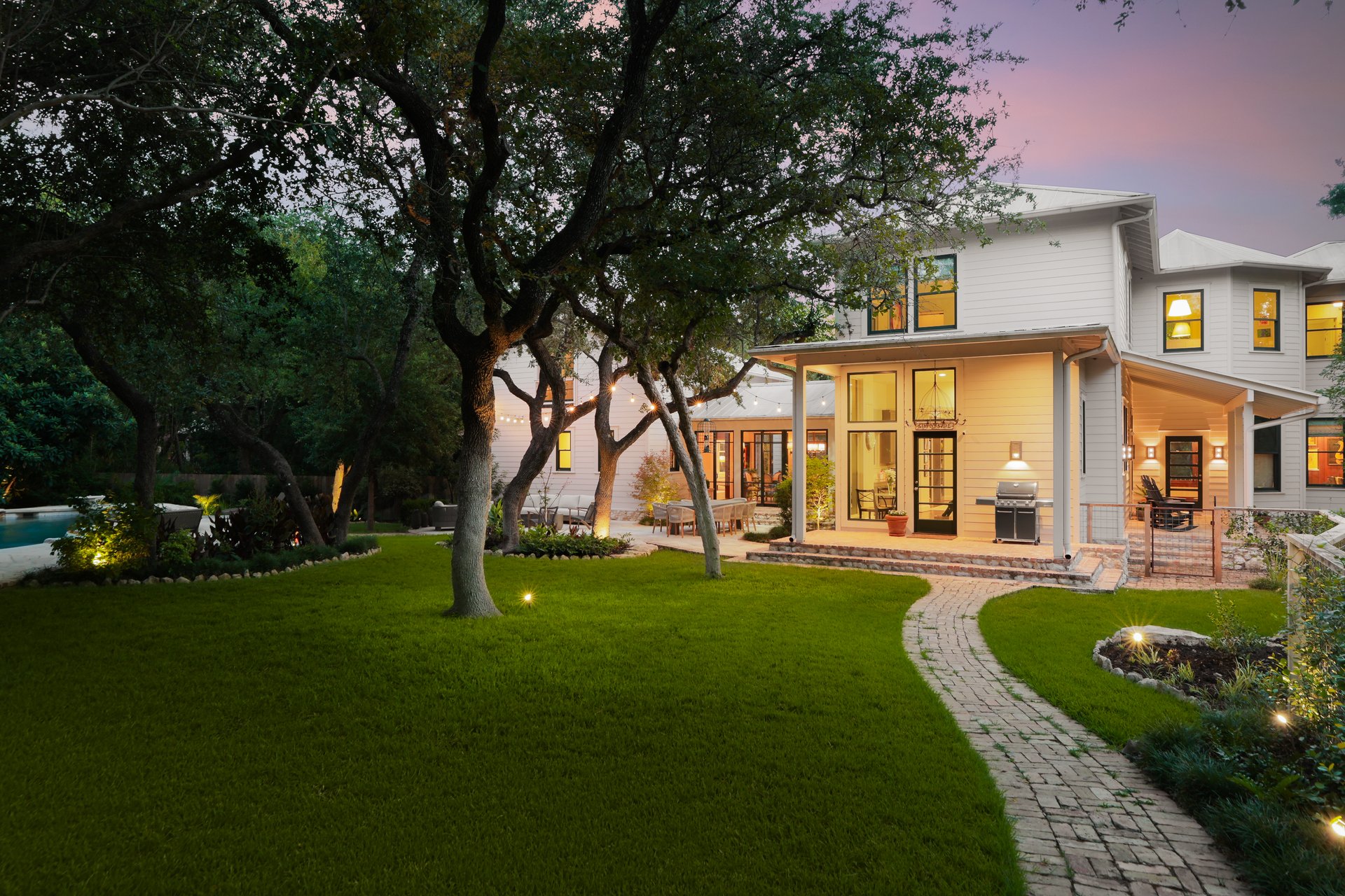 3006 Scenic Dr