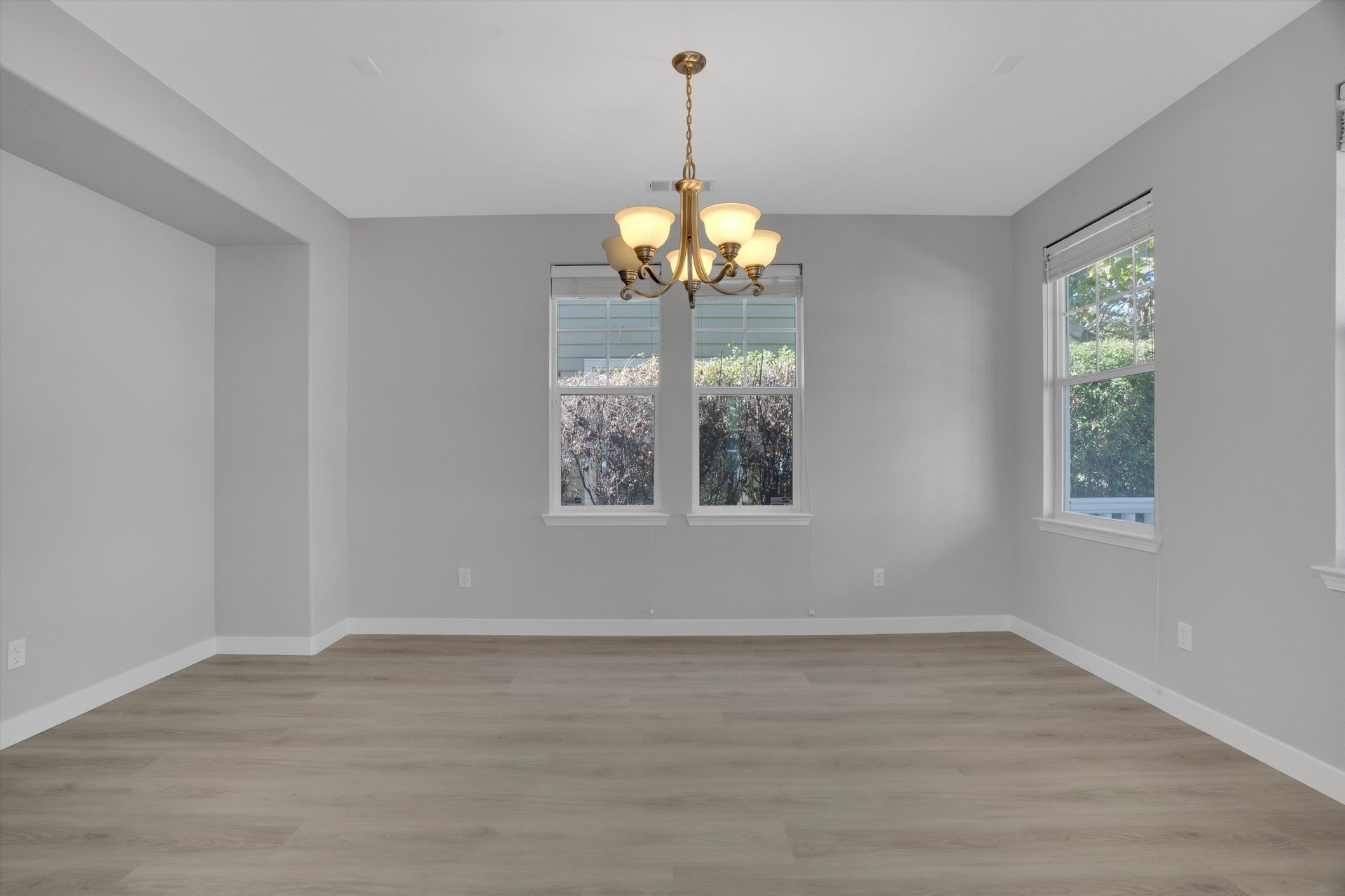 Glen Cove Beauty with View