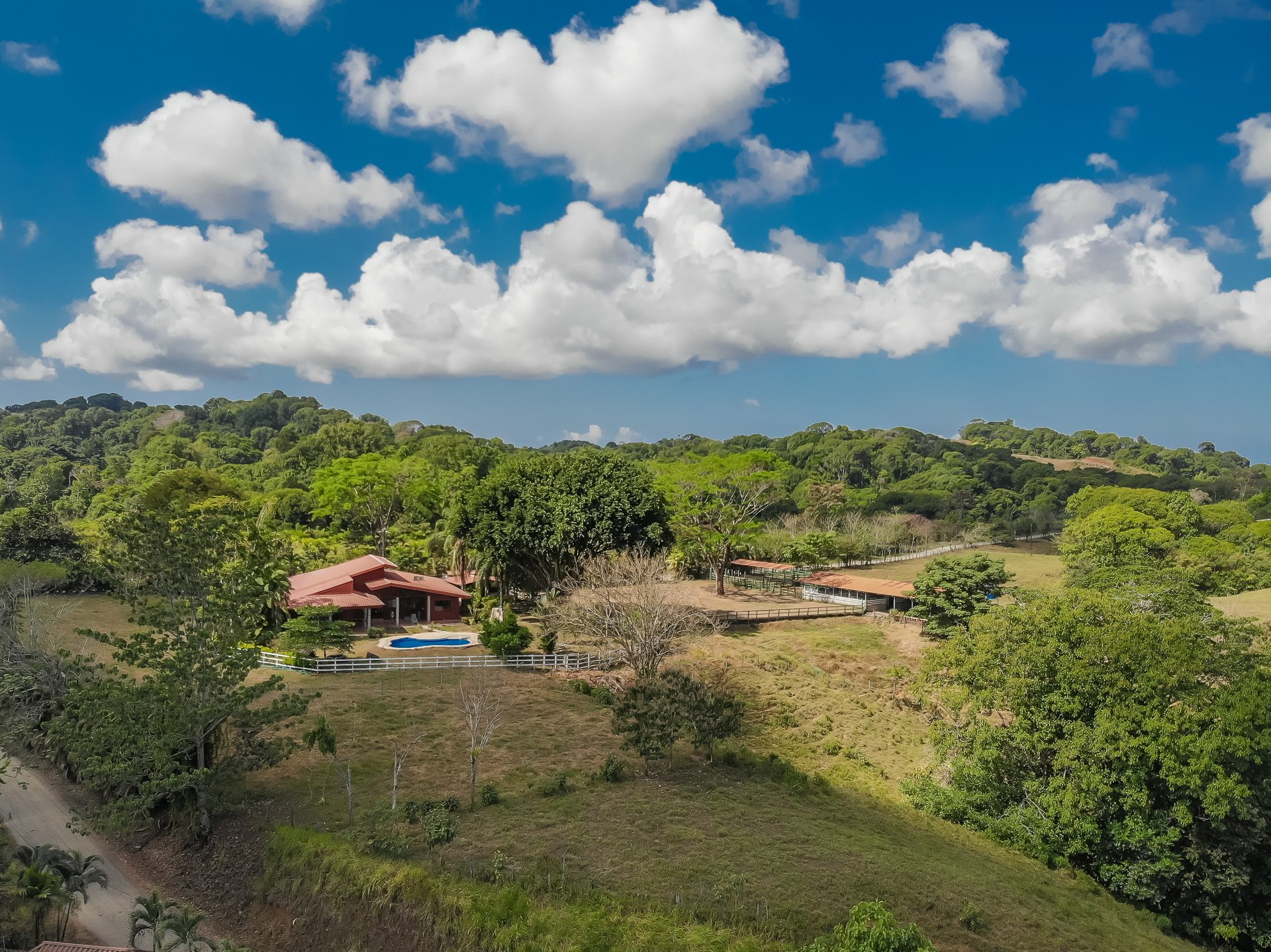 Hacienda-Style Retreat For Sale in Naranjito