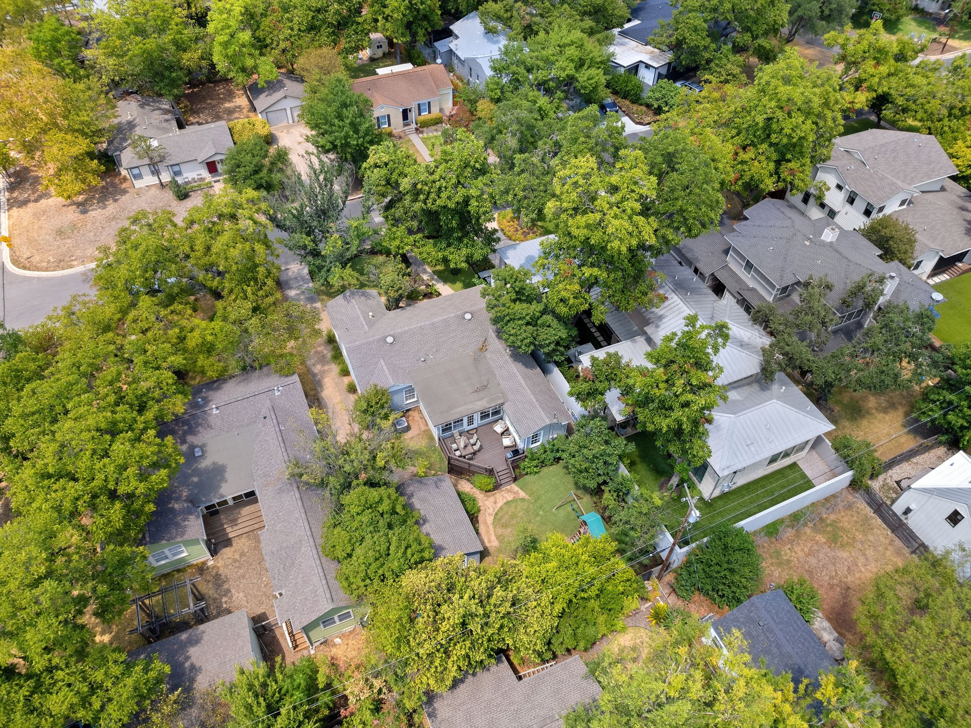 Modern Elegance in Bryker Woods