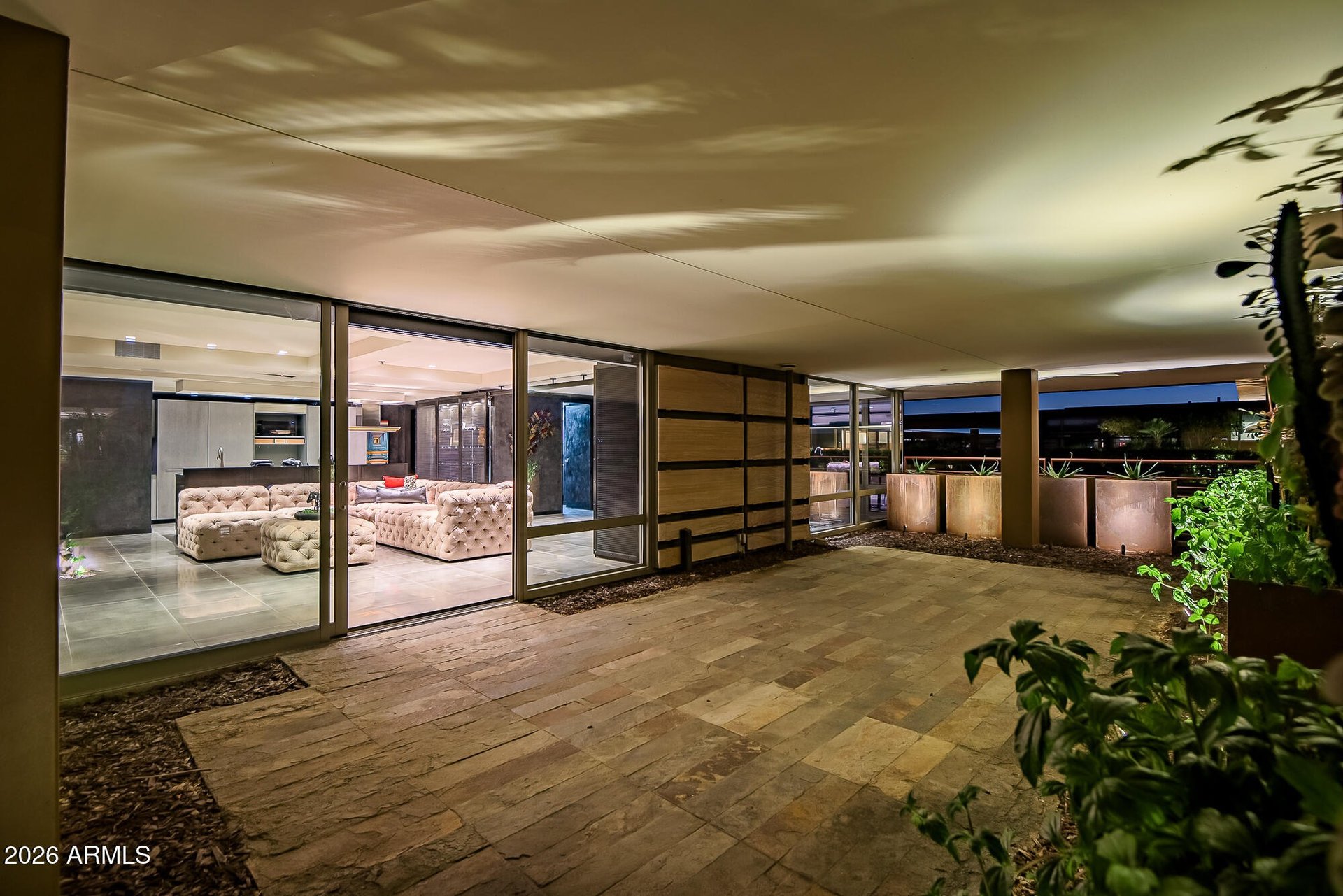 7137 E Rancho Vista Dr, #7006