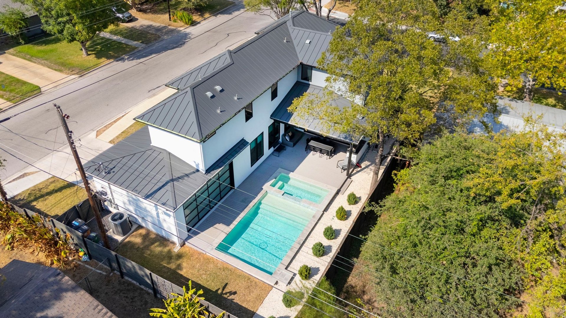 2019 Brentwood Street