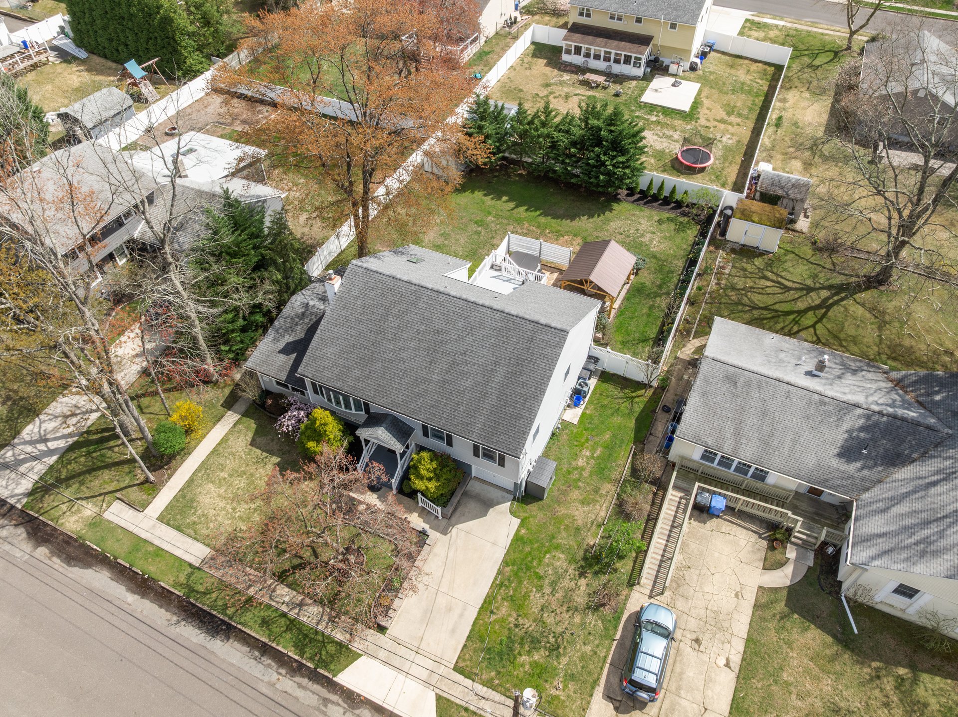 612 Stratford Ave