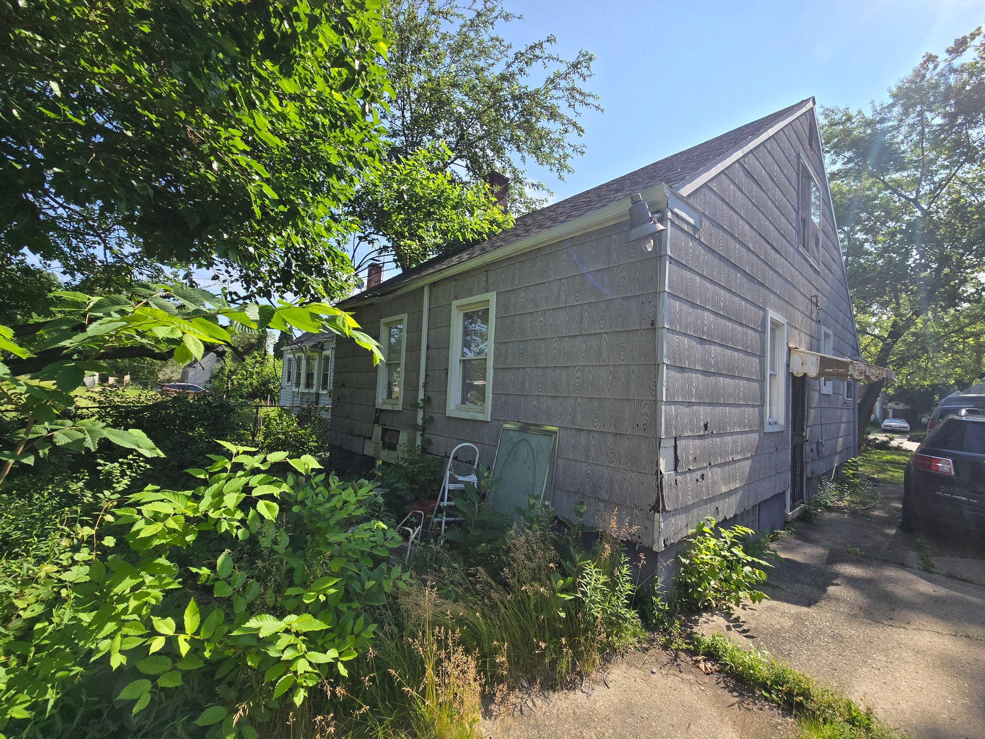 9641 Evergreen Ave