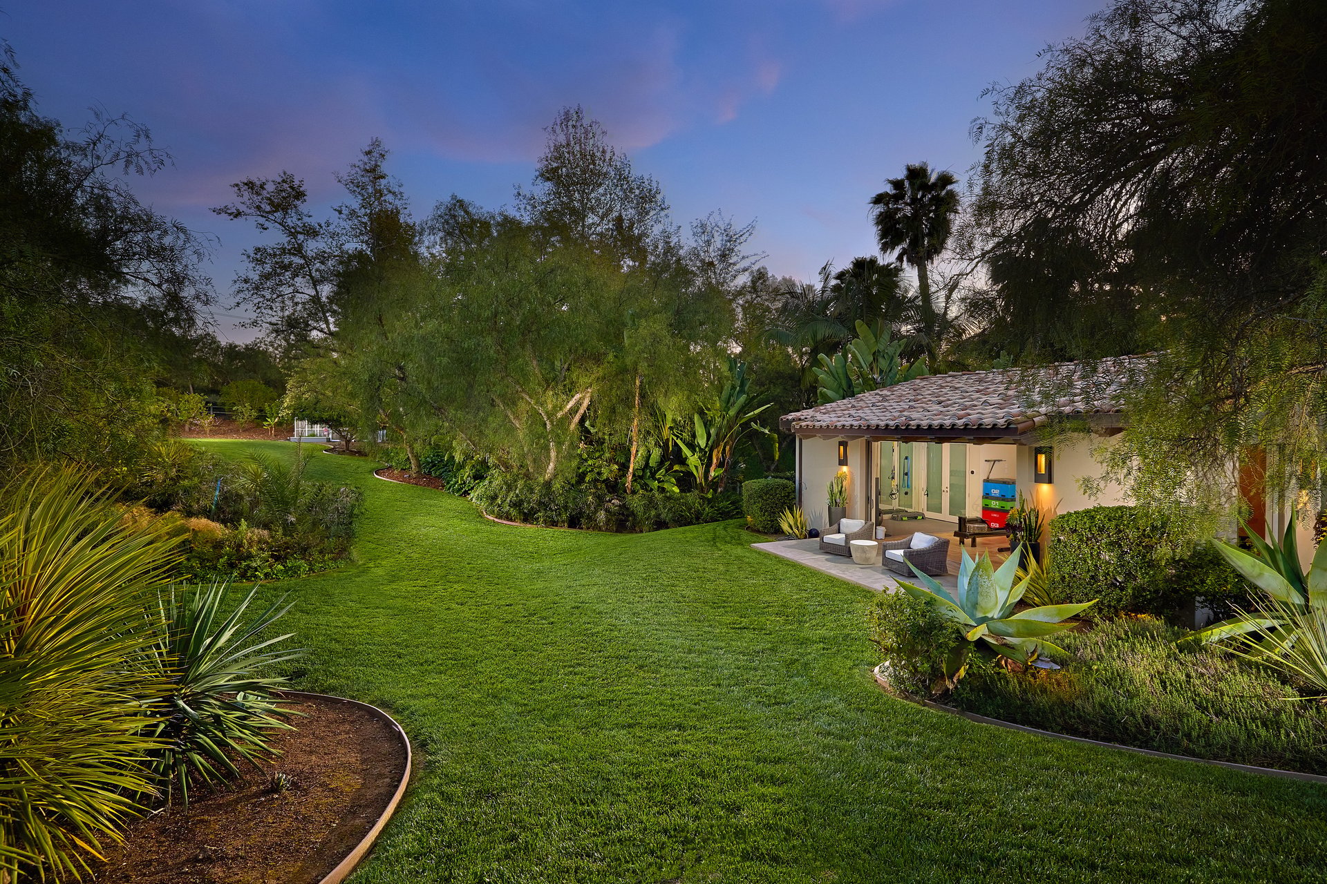  Rancho Santa Fe Living Redefined: Style, Space & Serenity
