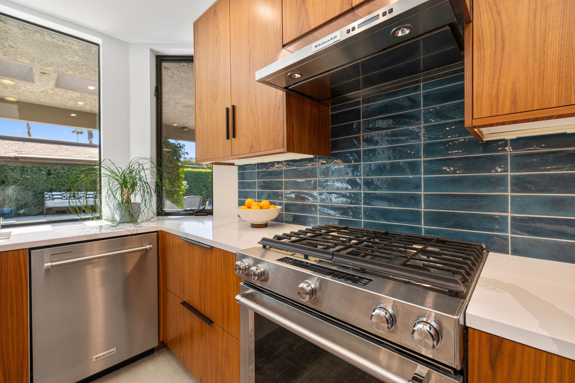 12 Dartmouth Dr.