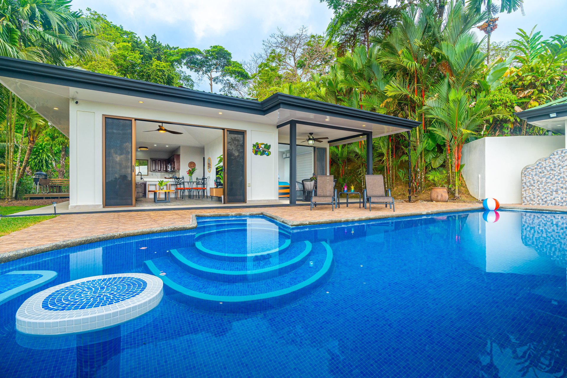Breathtaking Ocean Sunset Views at Casa Iona, Ojochal