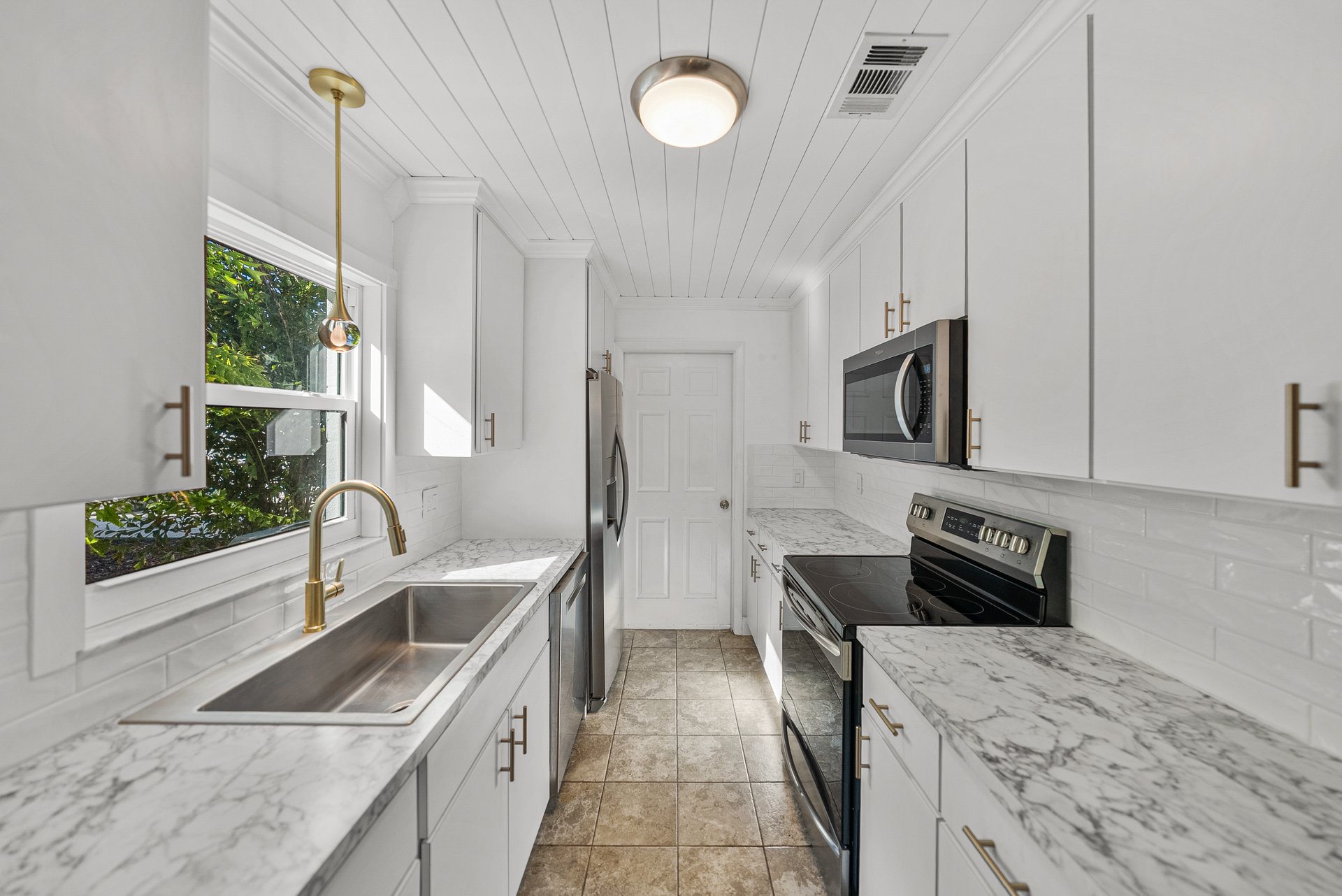 38552 PIEDMONT AVE