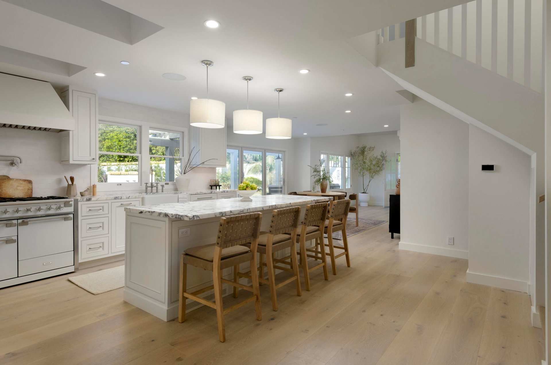 145 Butterfly Ln, Santa Barbara