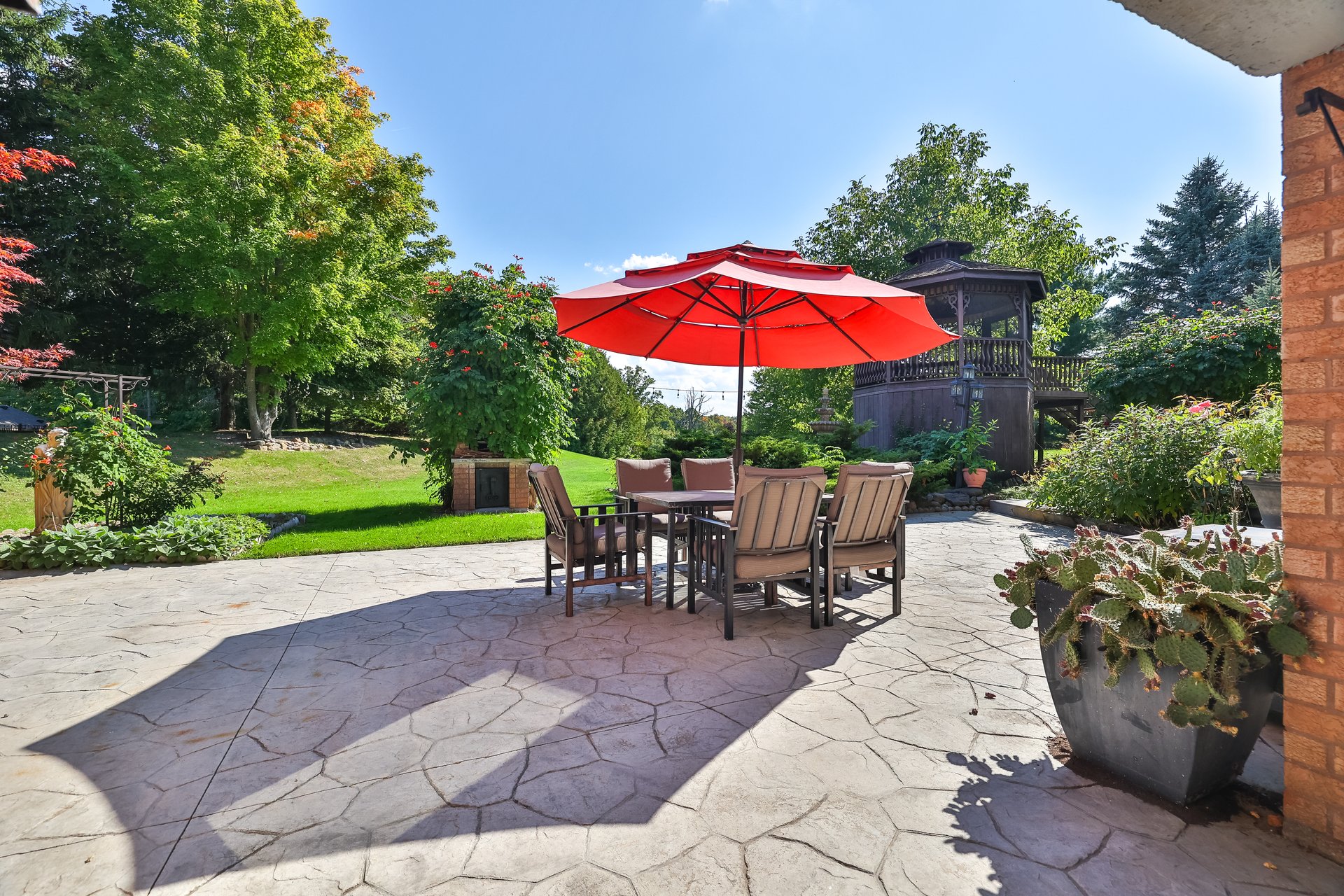 SOLD: Magnificent Estate 