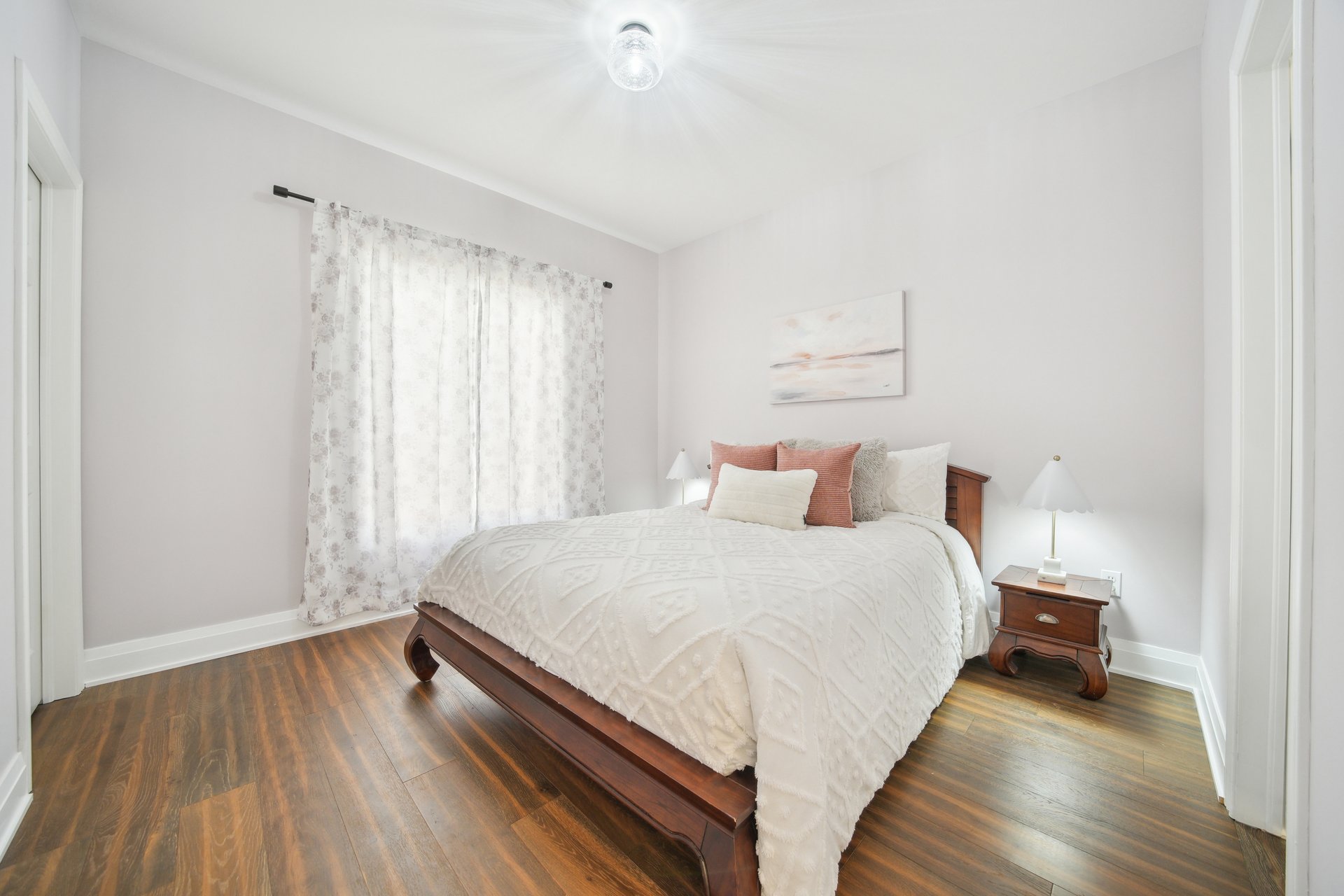 Beautiful Bungalow Backing on Ravine & Pond!