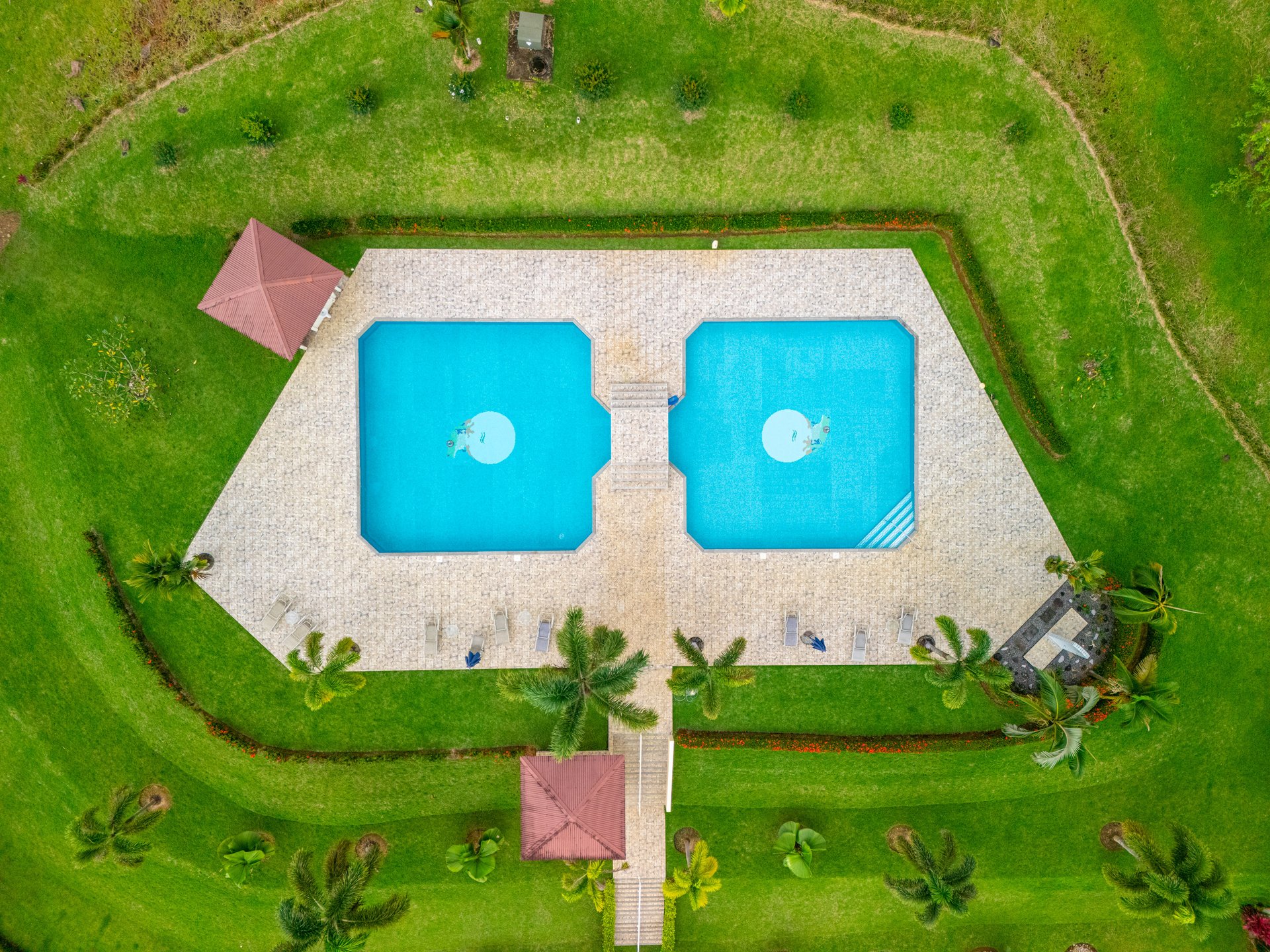 OSA Golf -  2 bed 2 bath Penthouse Condo! With Golf Membership