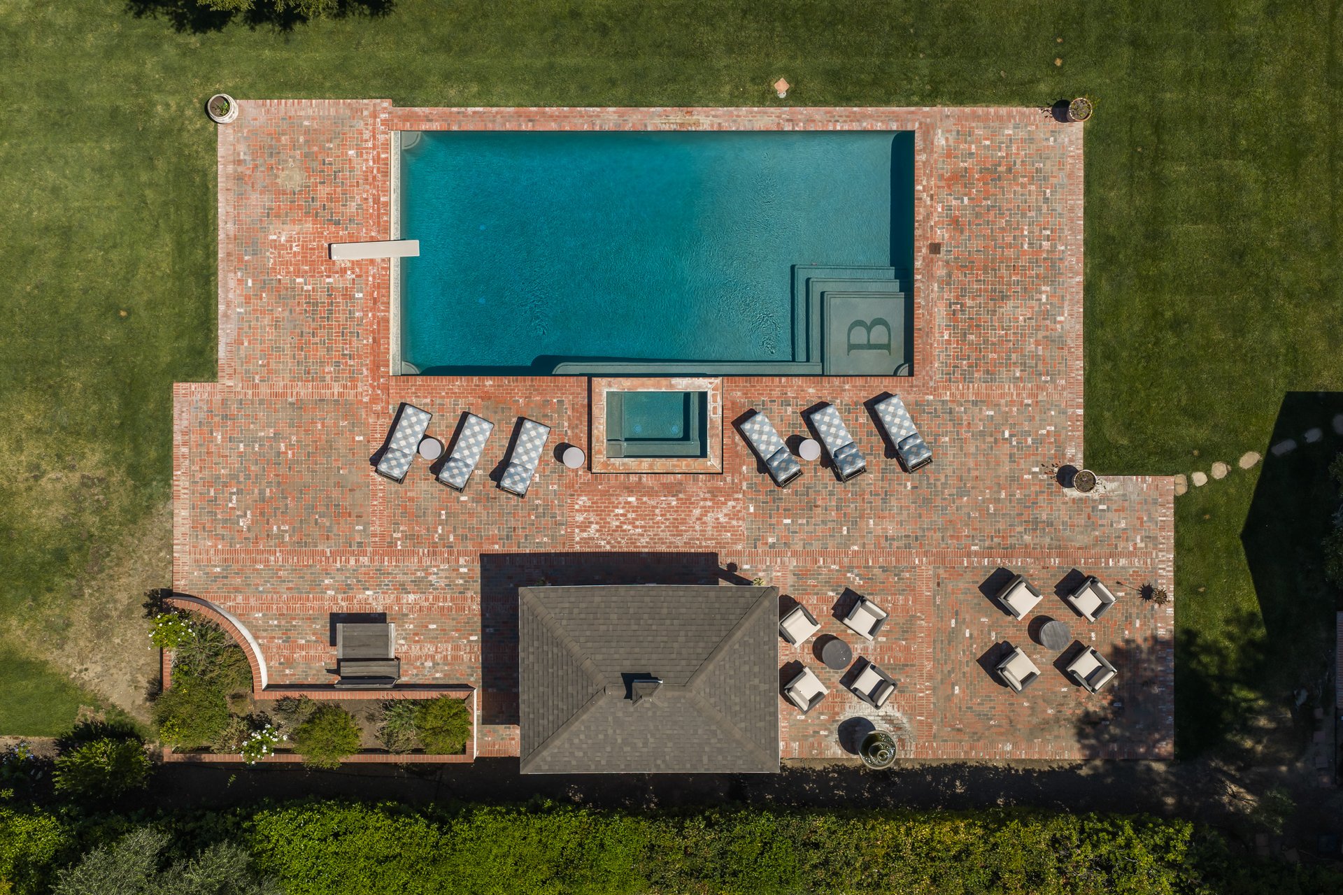 1283 Highland
