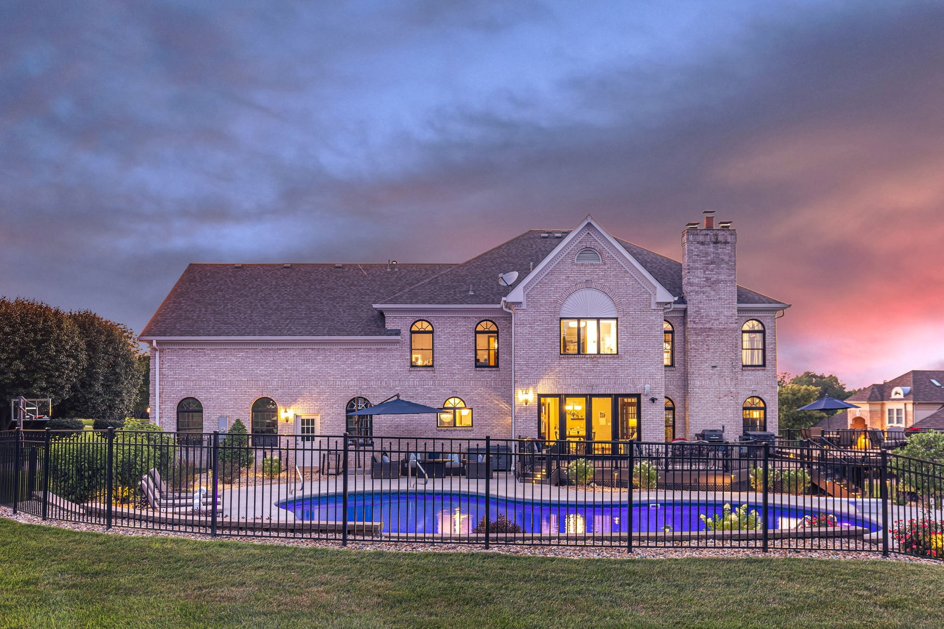 32 Rathfarnum Lane