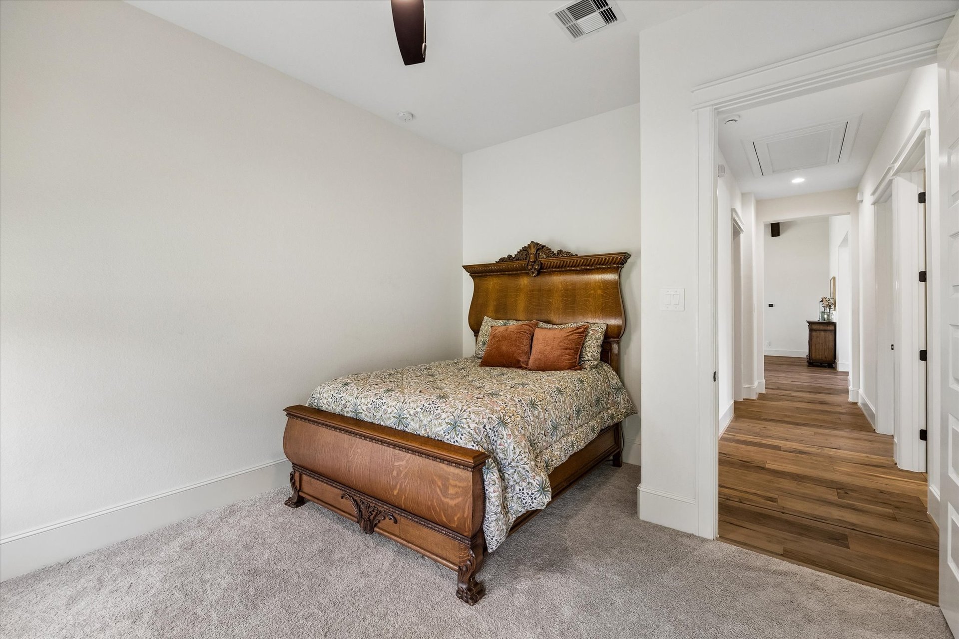 301 W. Viejo Dr
