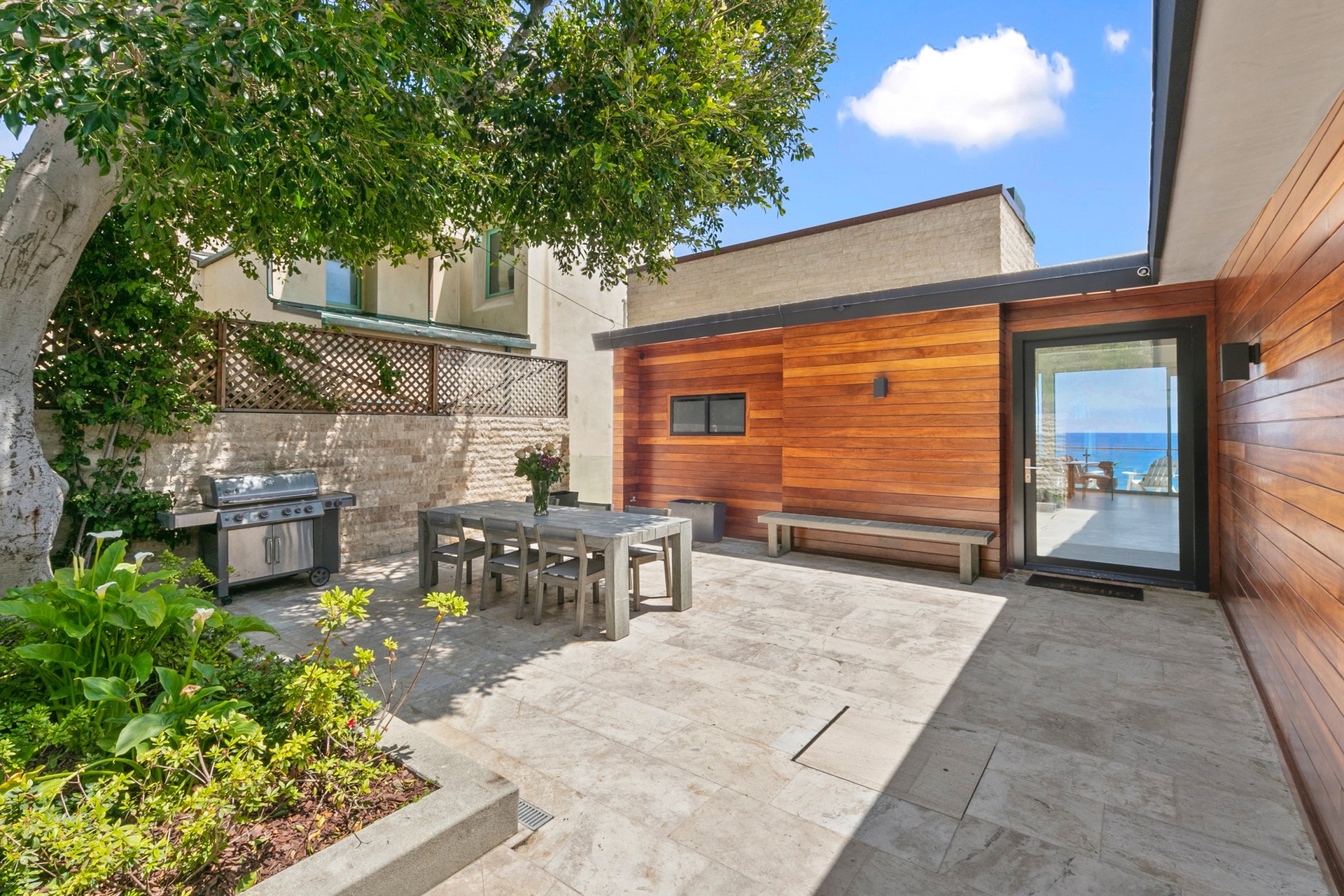24928 Malibu Rd