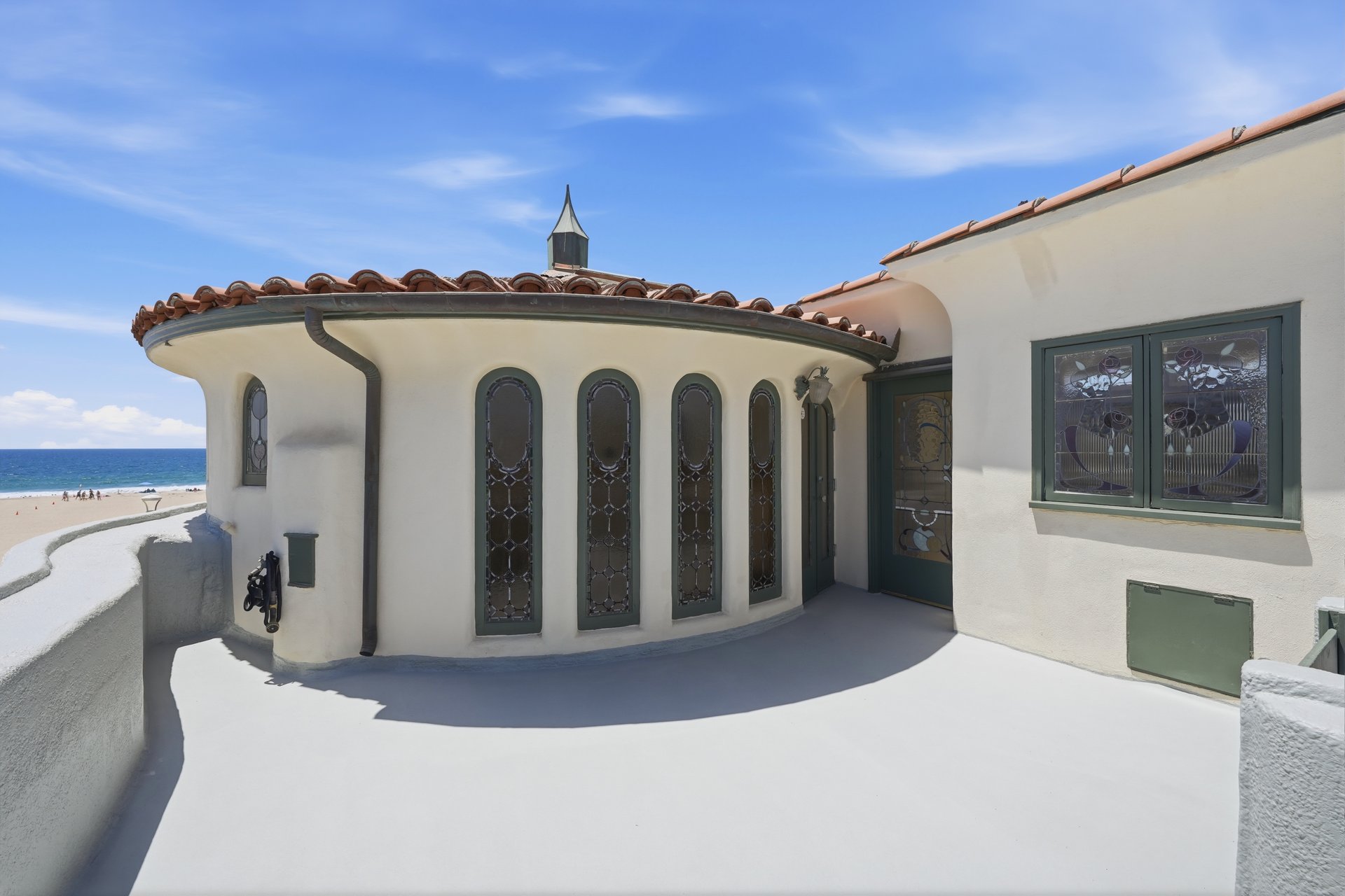 1602 The Strand (Entire Property)