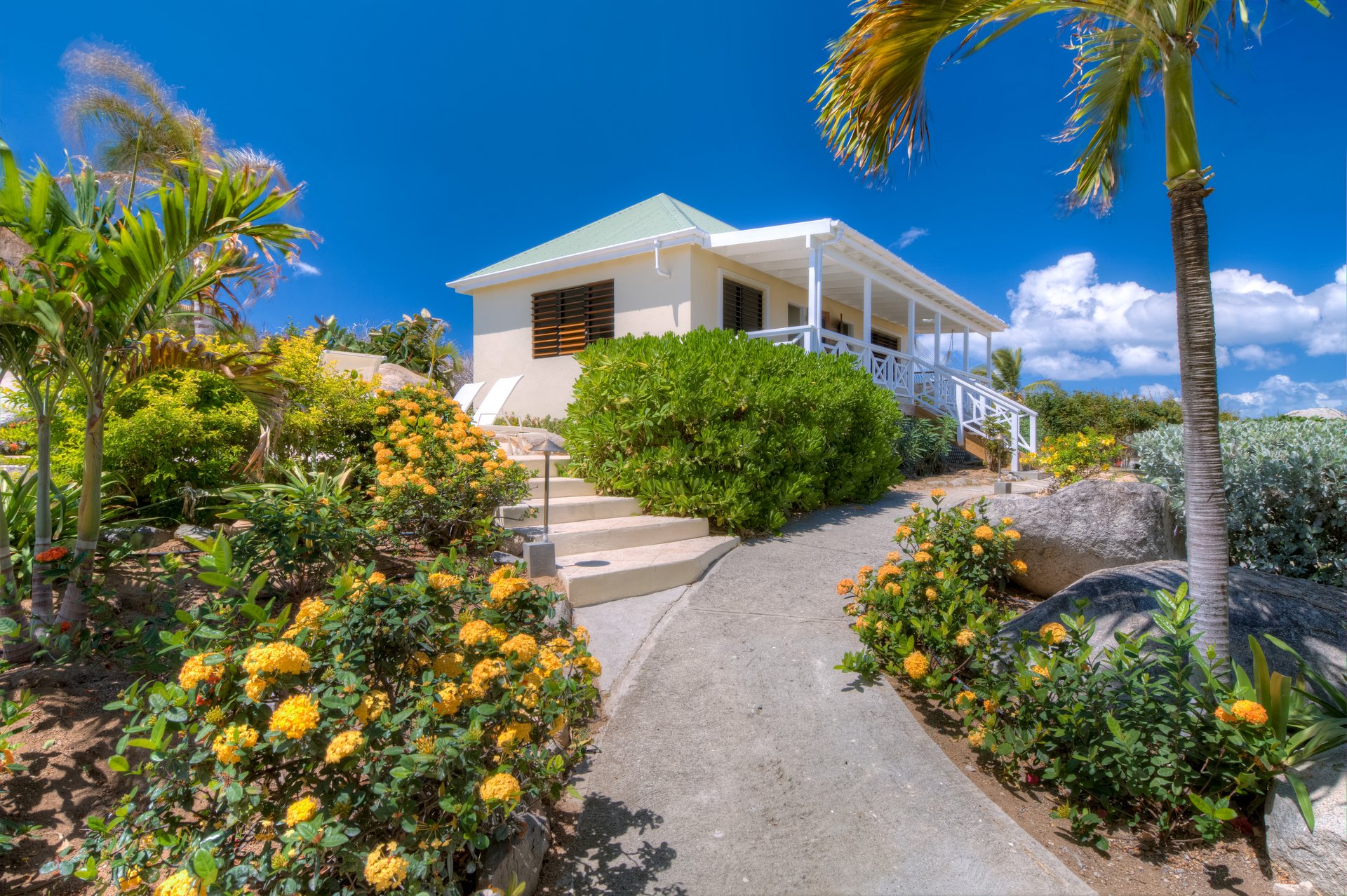 La Cachette Villa and Guest House