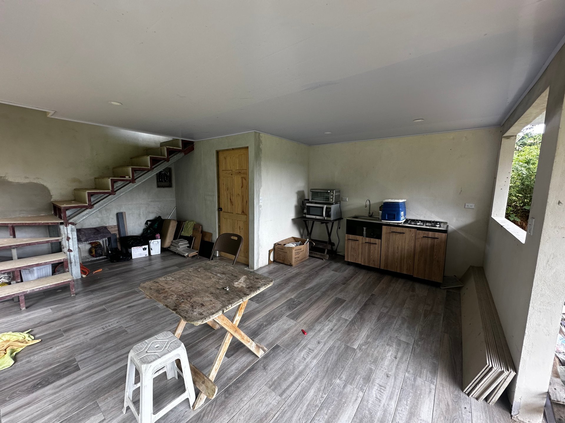 Investment Opportunity in Playa Hermosa – Fixer-Upper with Great Potential!