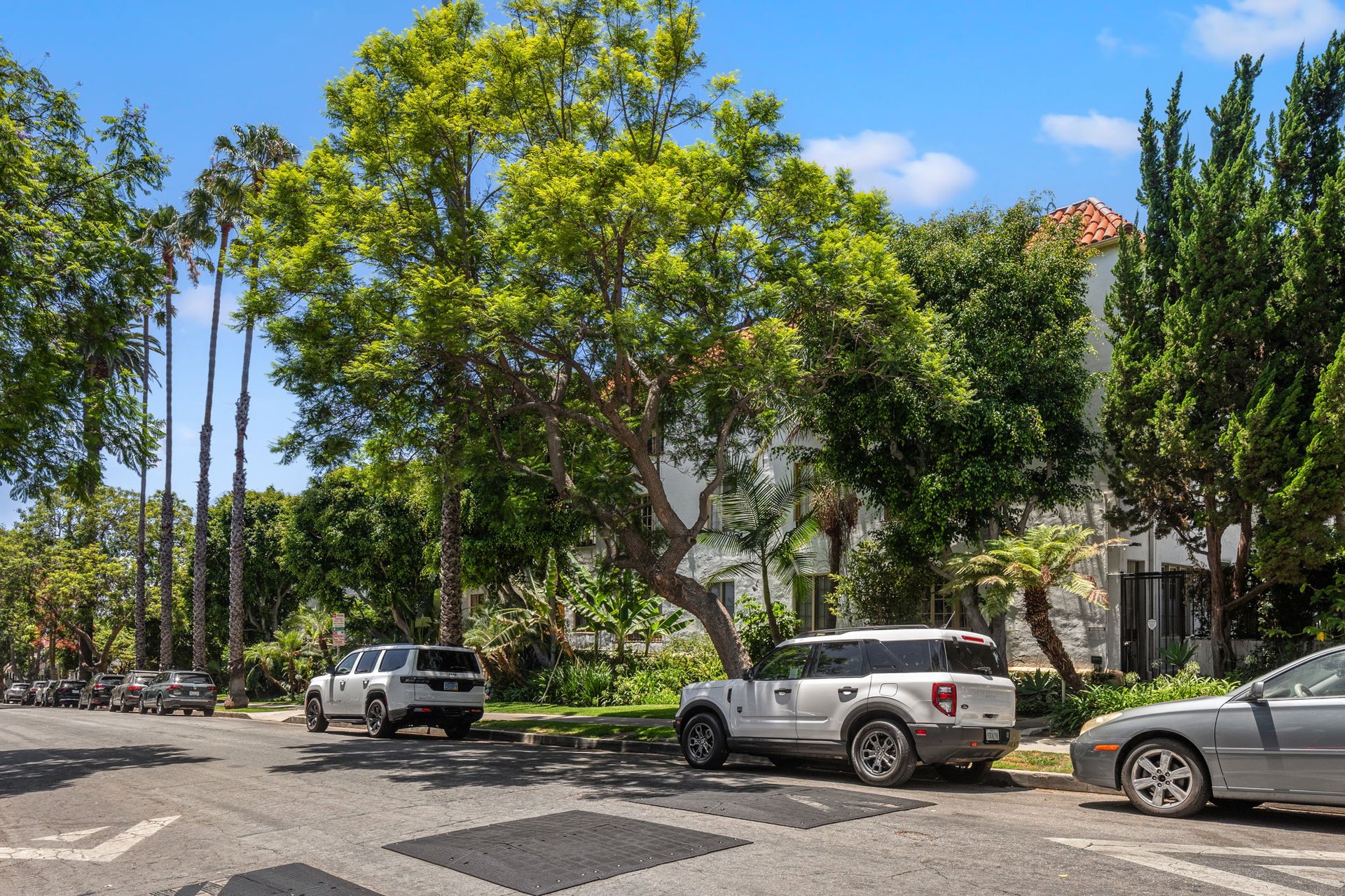 1345 N Hayworth Ave Unit: 2, West Hollywood 