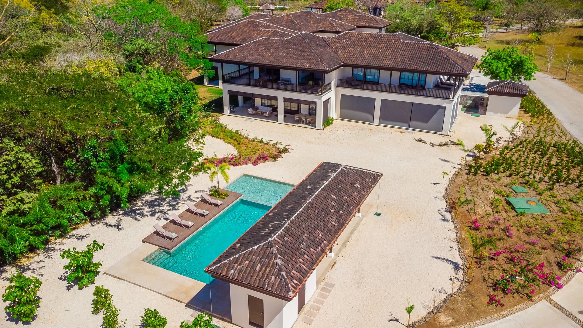 Lago de Palma 58 | Walk-to-Beach Luxury Home in Exclusive Hacienda Pinilla Community