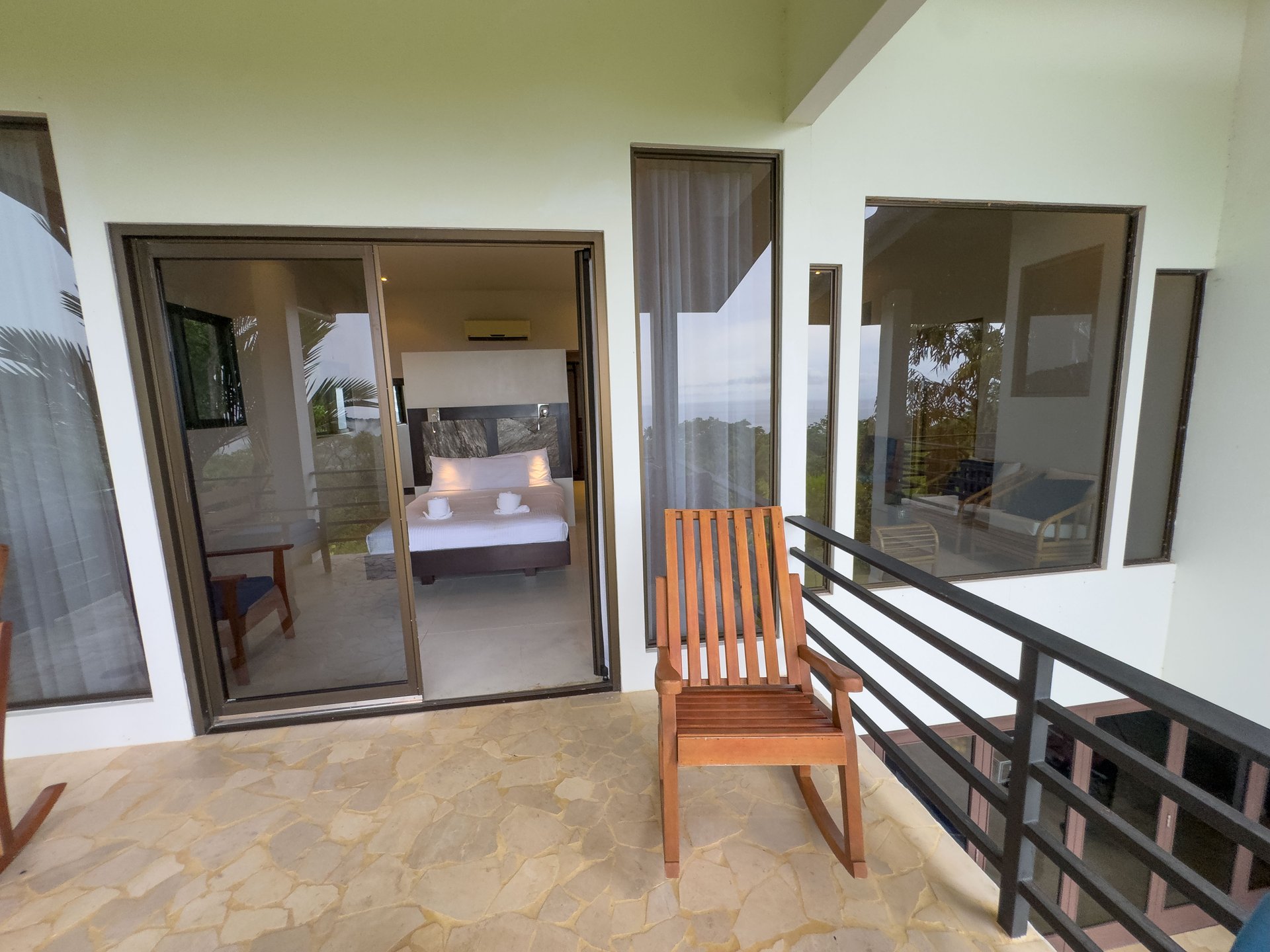 Stylish 4 bedroom home in the popular Dominicalito community, 7 minutes to the beach