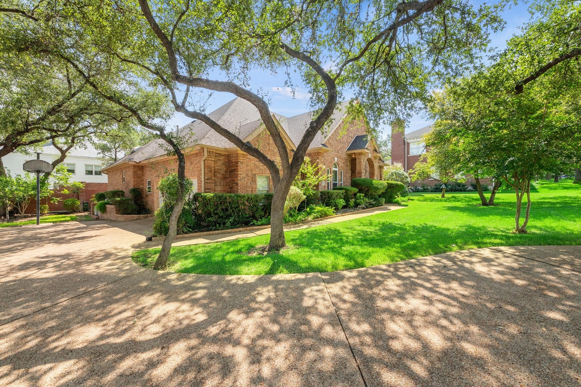 6002 Ascot Cove 