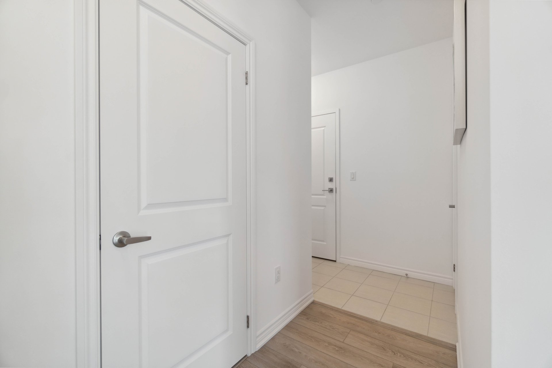460 Dundas Street E Unit: 121