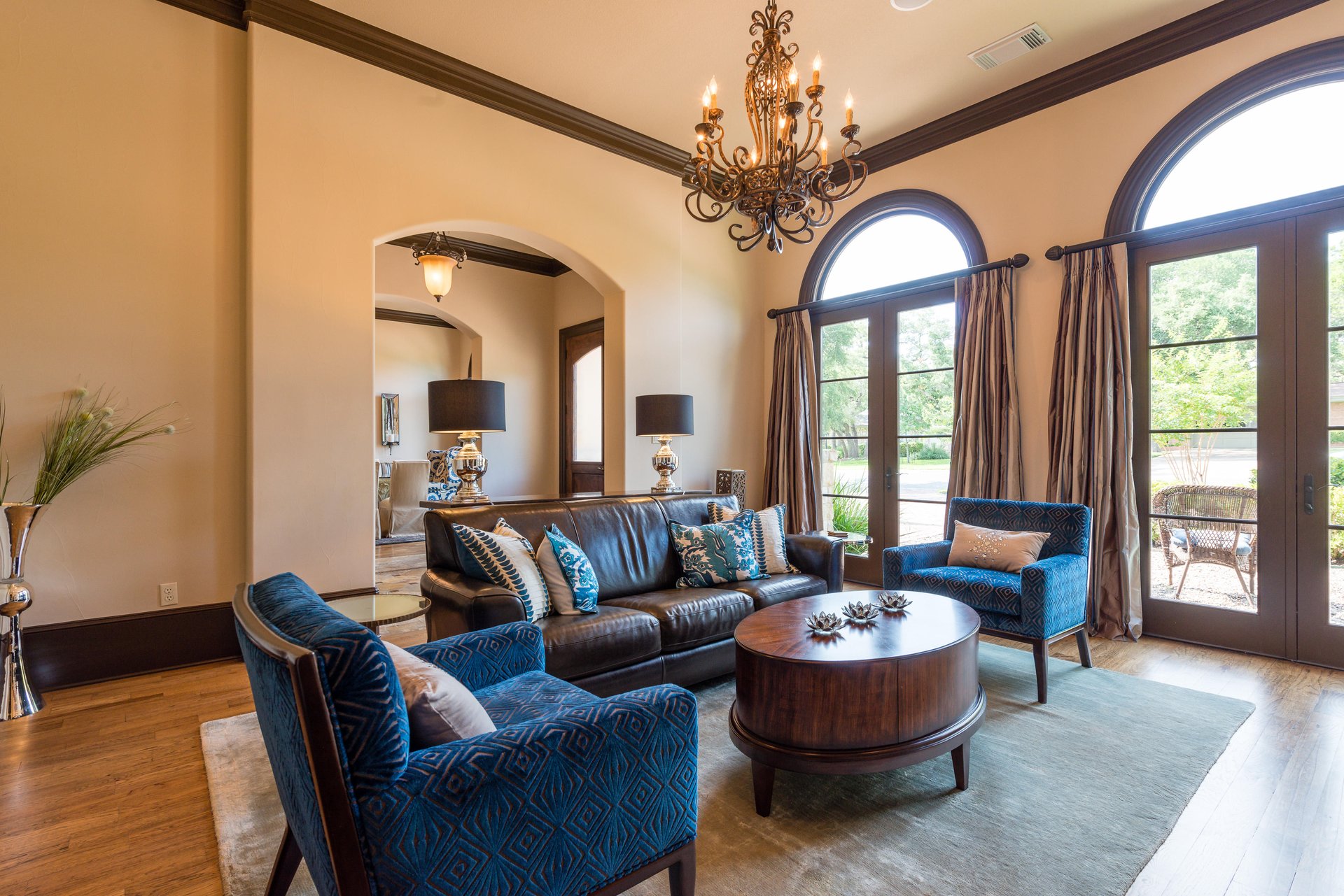 Majestic Santa Barbara in Rollingwood