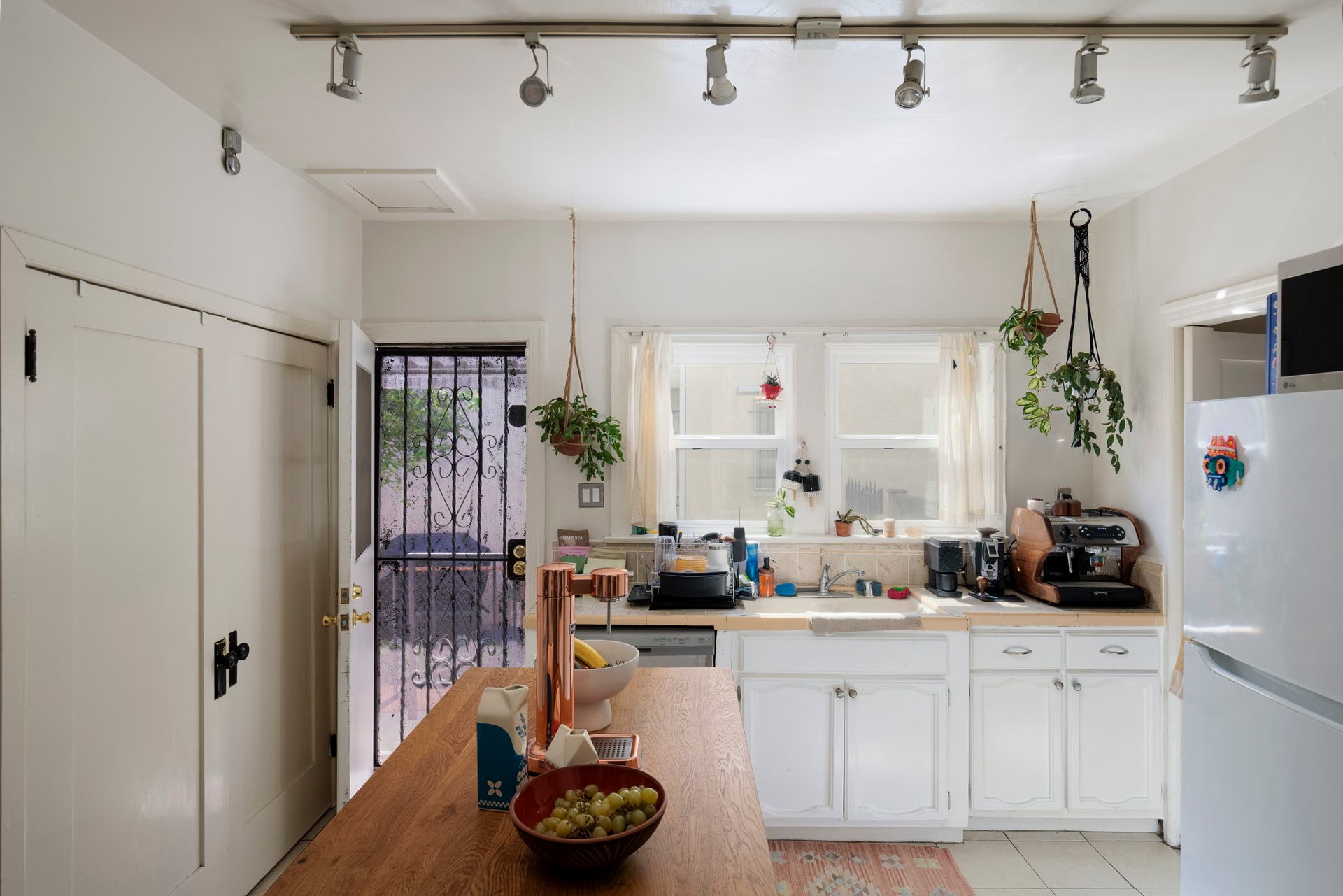 Graciously Updated Side-by-Side Duplex in Tranquil Longwood Highlands
