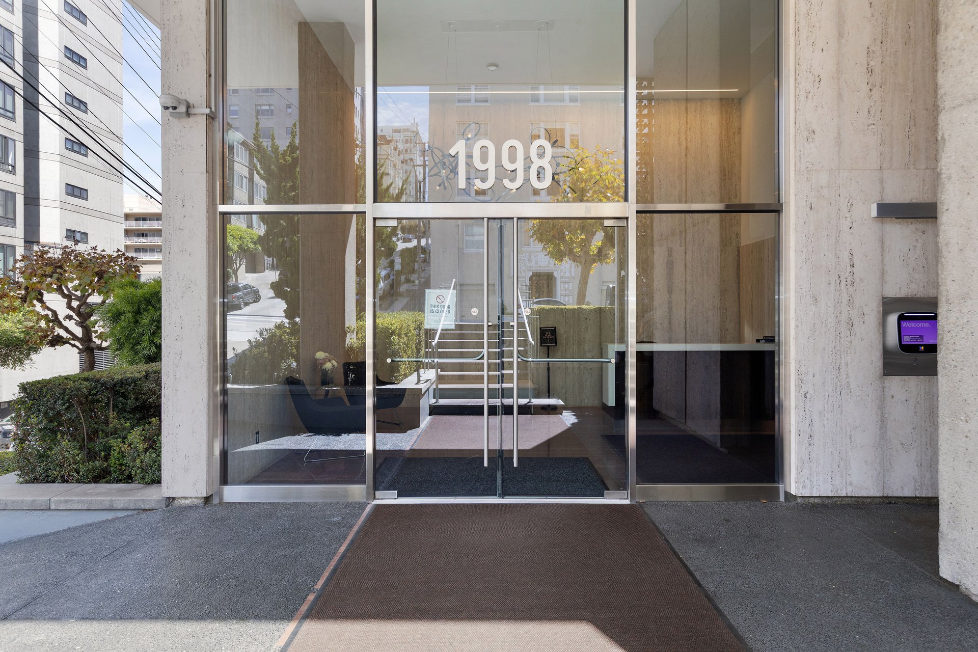 Indoor Outdoor Living at 1998 Broadway