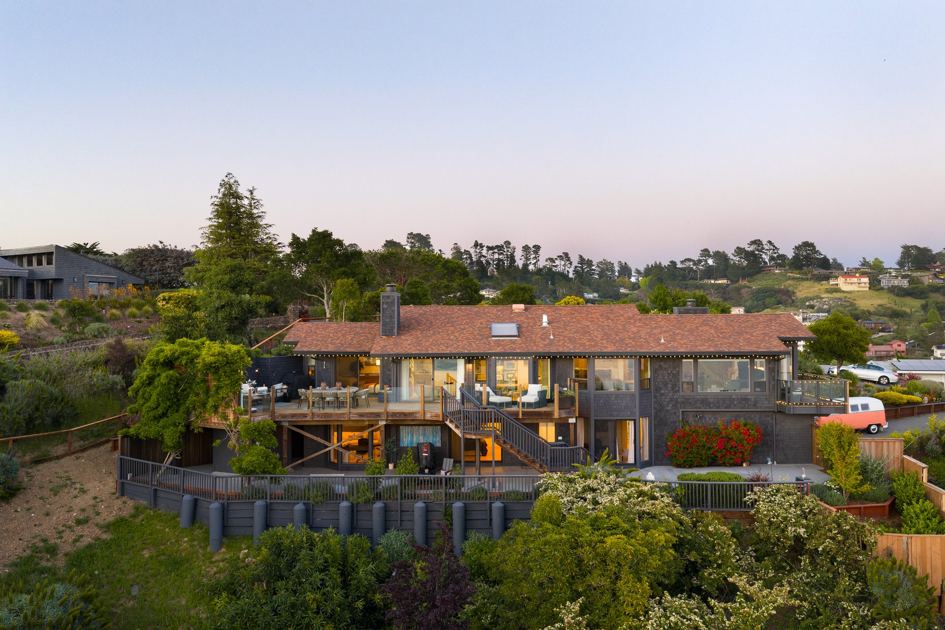 Expansive Bay Views