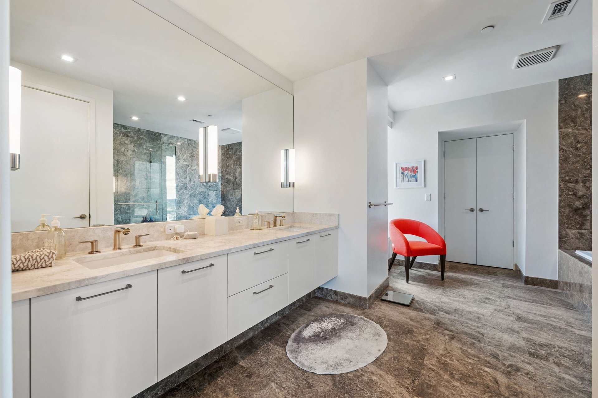 501 West Ave #2301