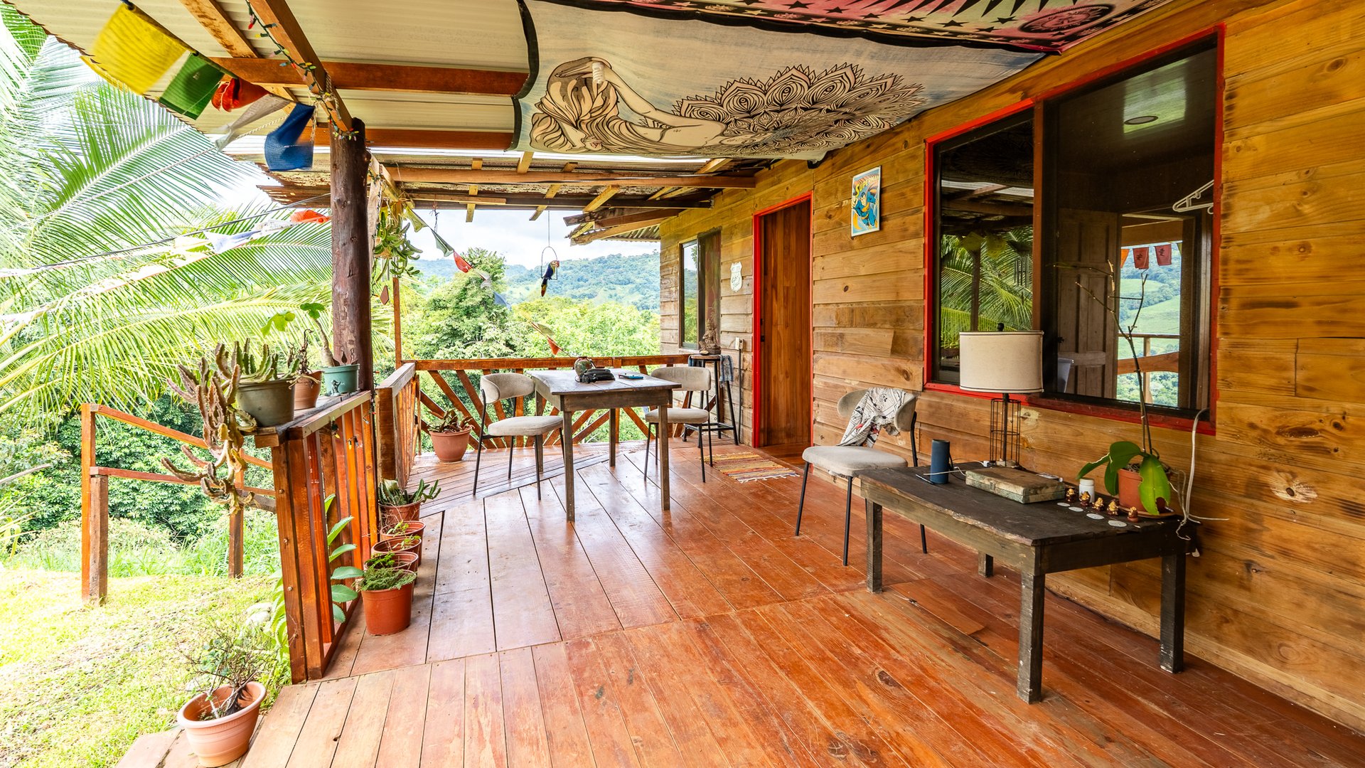 Mountain Home with Guest Cabin & Additional Building Site Near Nauyaca Waterfalls