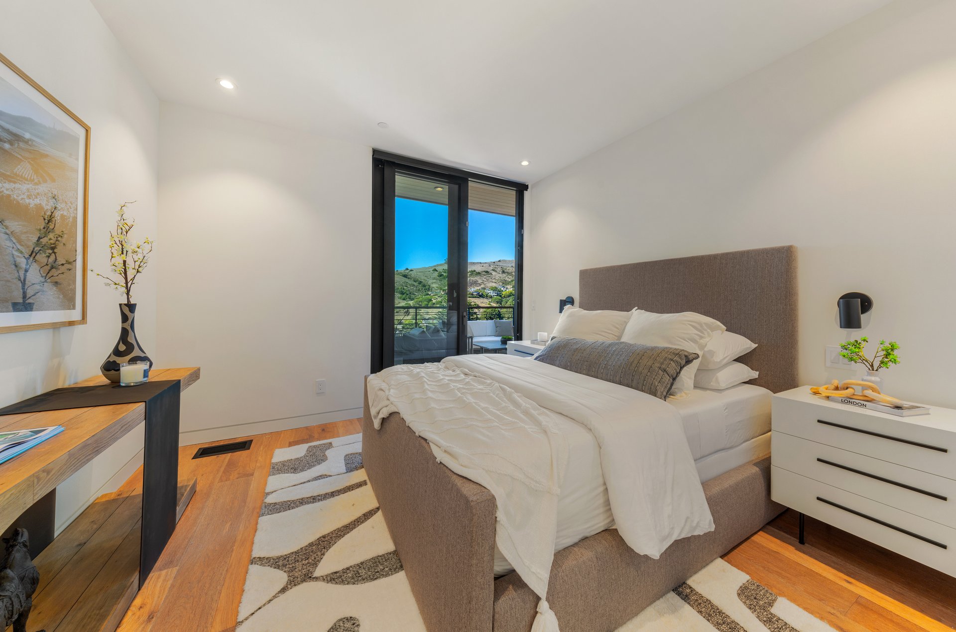 Modern Luxury - Completed in 2019