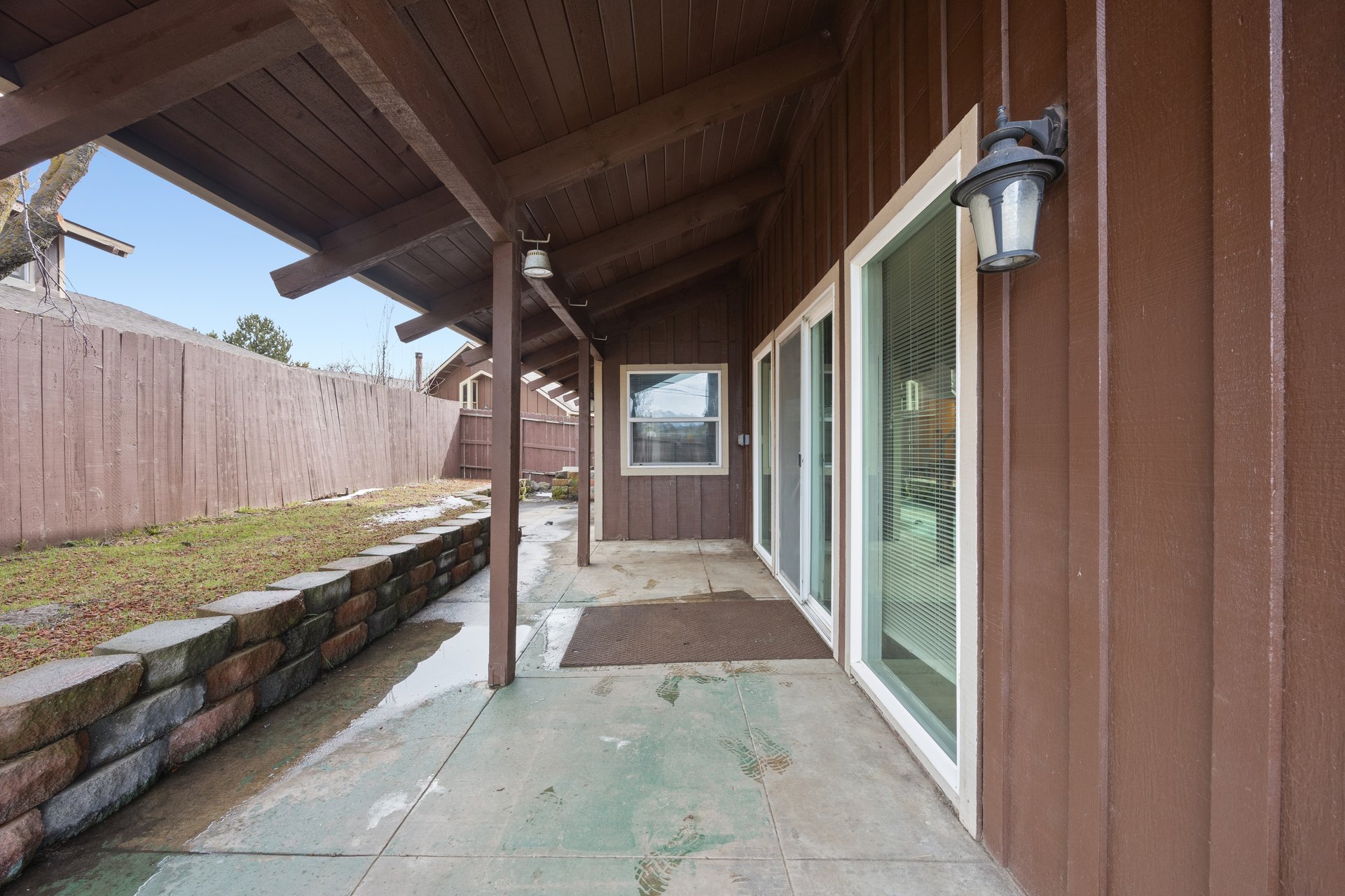 Charming Updated Condo in Bear Valley Springs – 101 Meadow Lakes