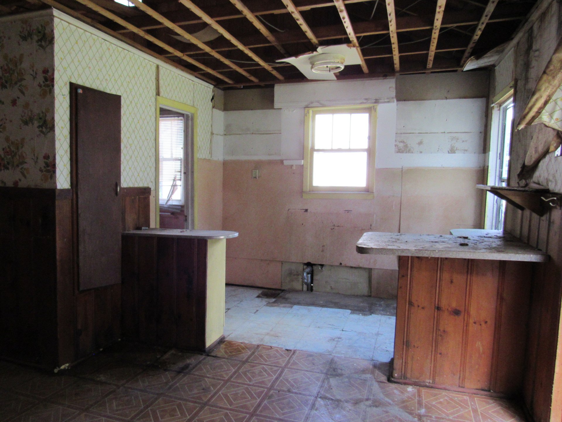 Closed Bungalow Colony