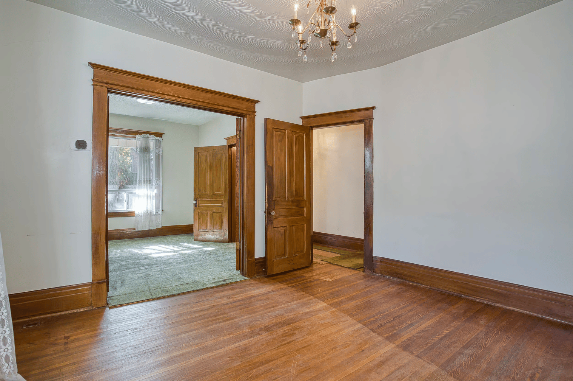 76 Pearson Ave