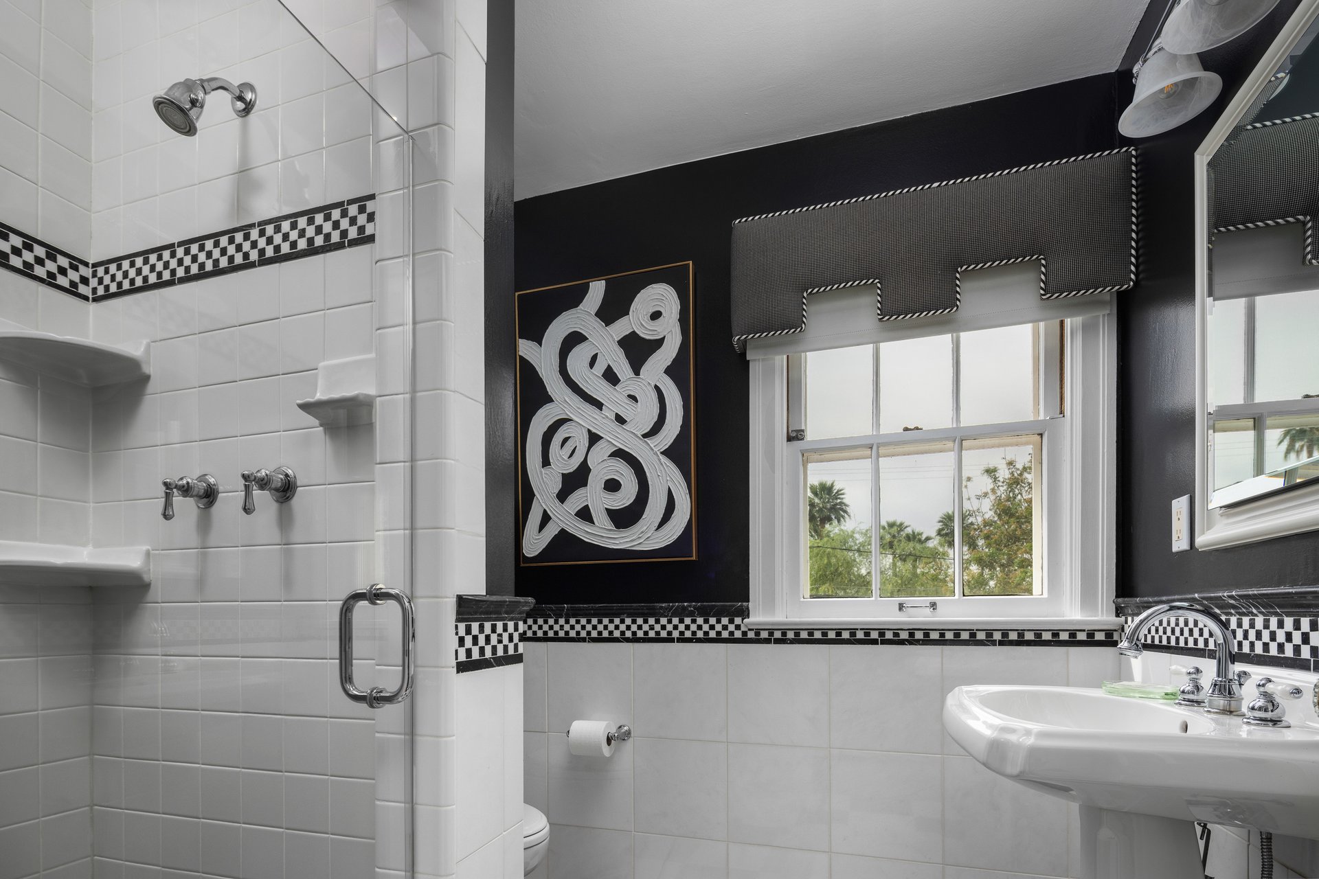 917 ENCANTO Drive SW