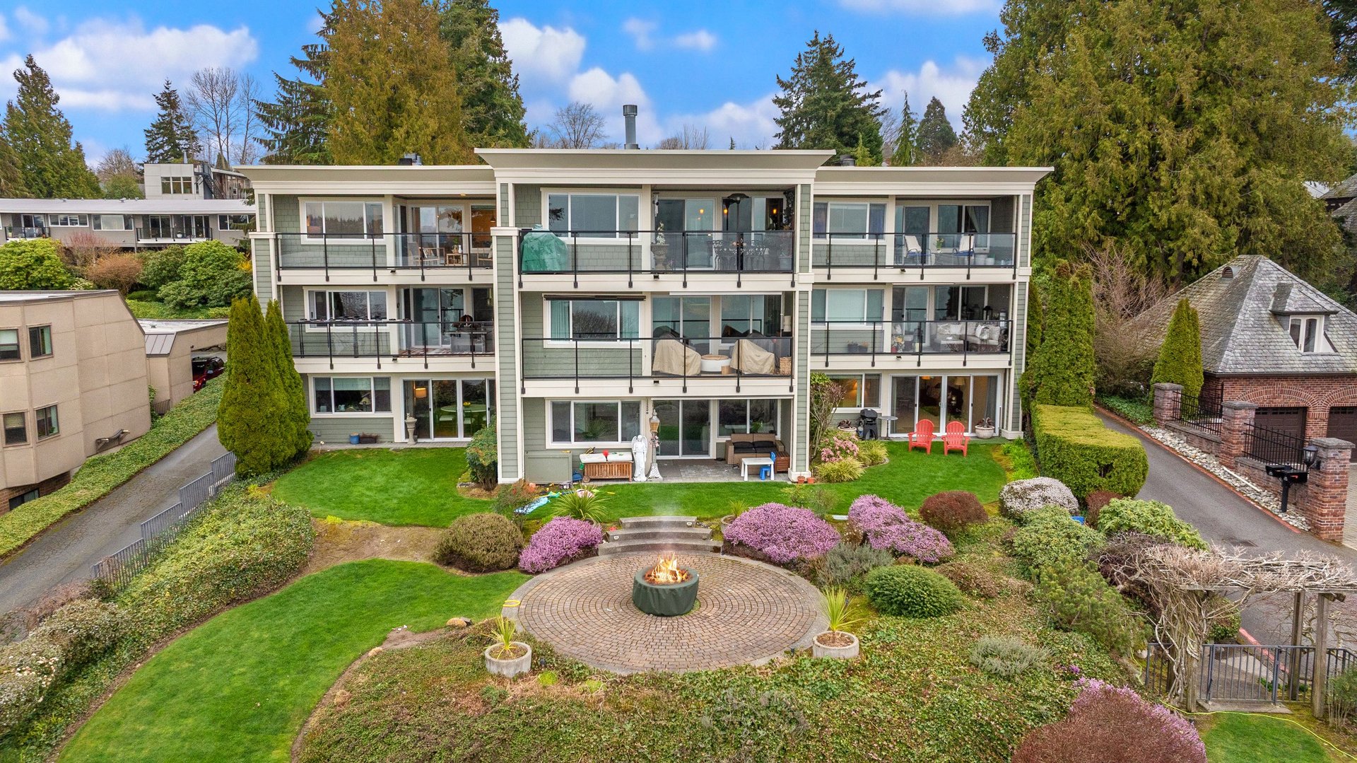 6620 Lake Washington Boulevard NE Unit: 303