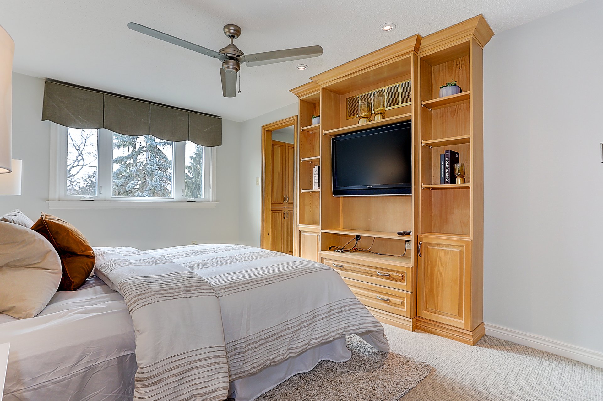 3158 Kilbride Cres
