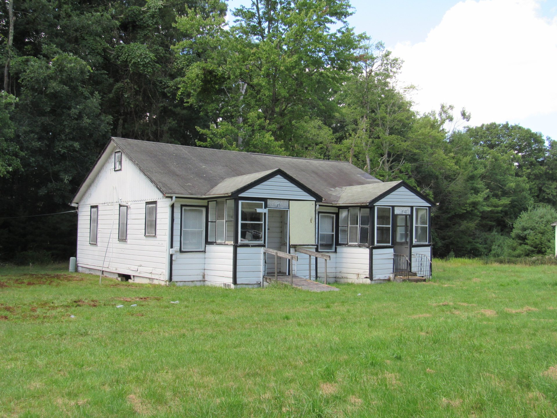 Closed Bungalow Colony