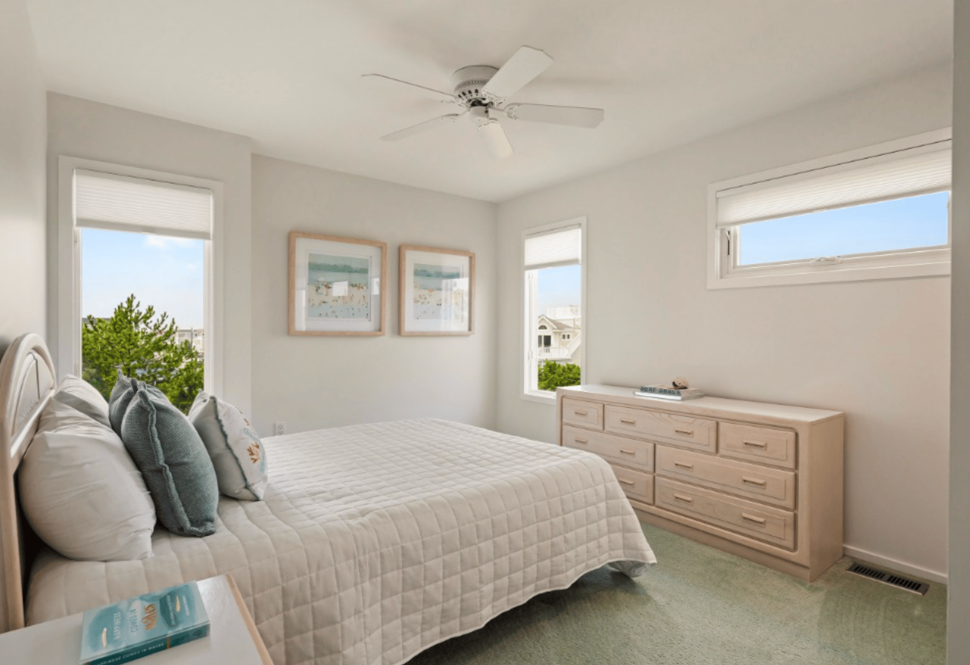 120 E Bayberry Drive, Brant Beach